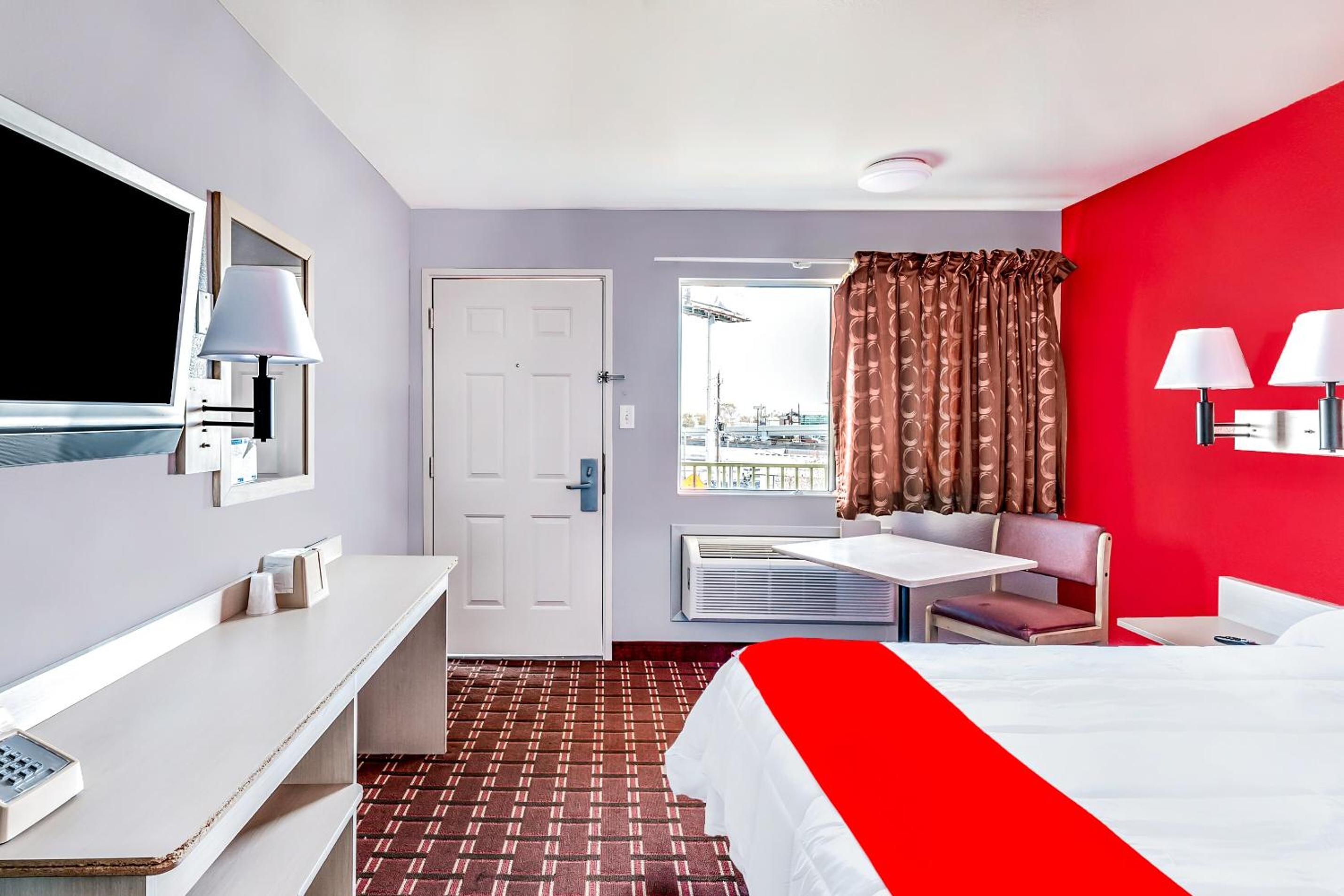 Double Room - Photo 1