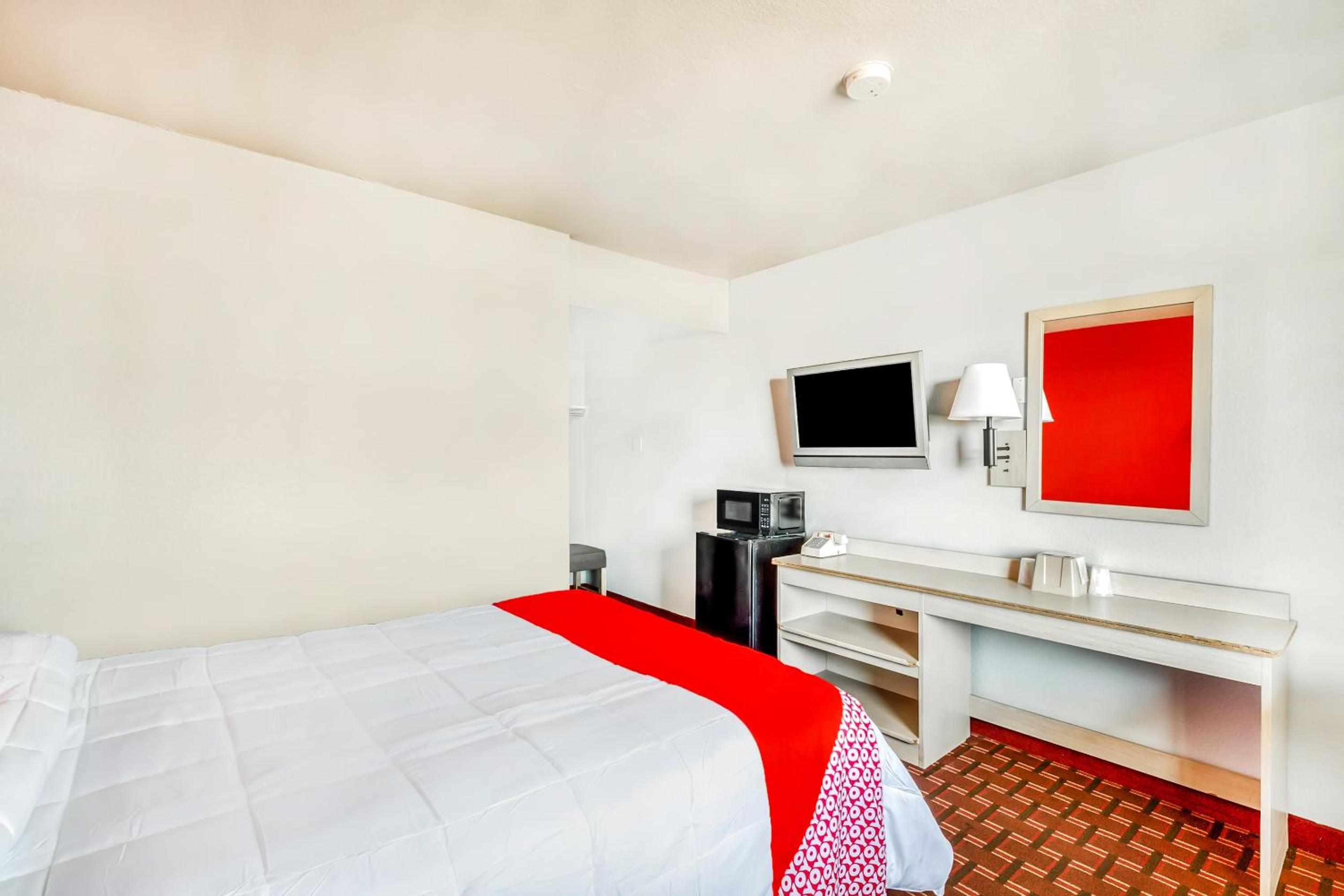 Double Room - Photo 4