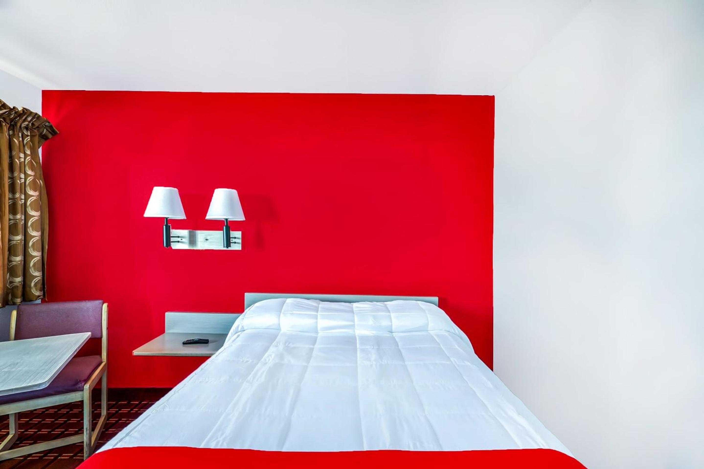 Double Room - Photo 5