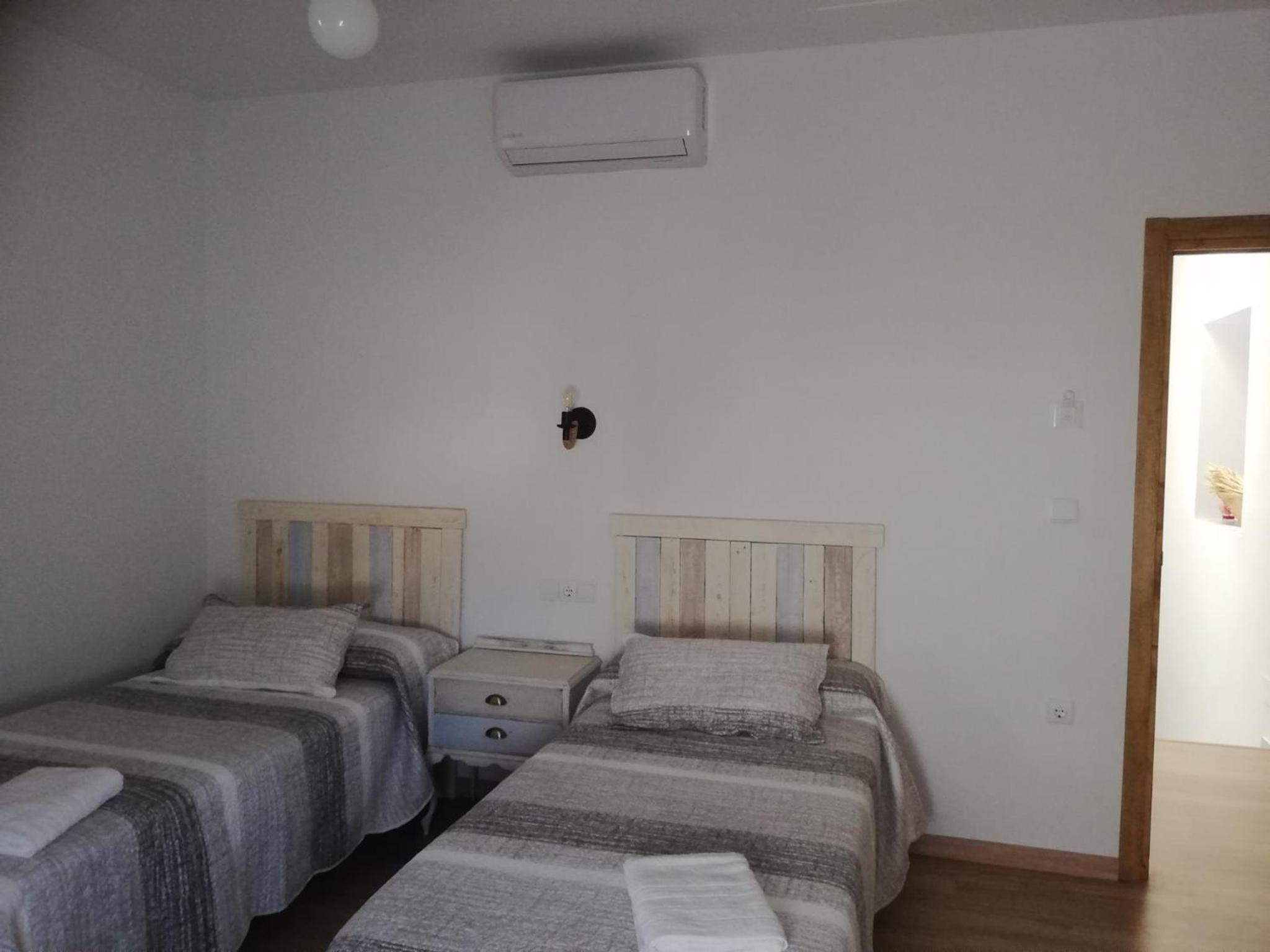Double Room with Private Bathroom photo 3