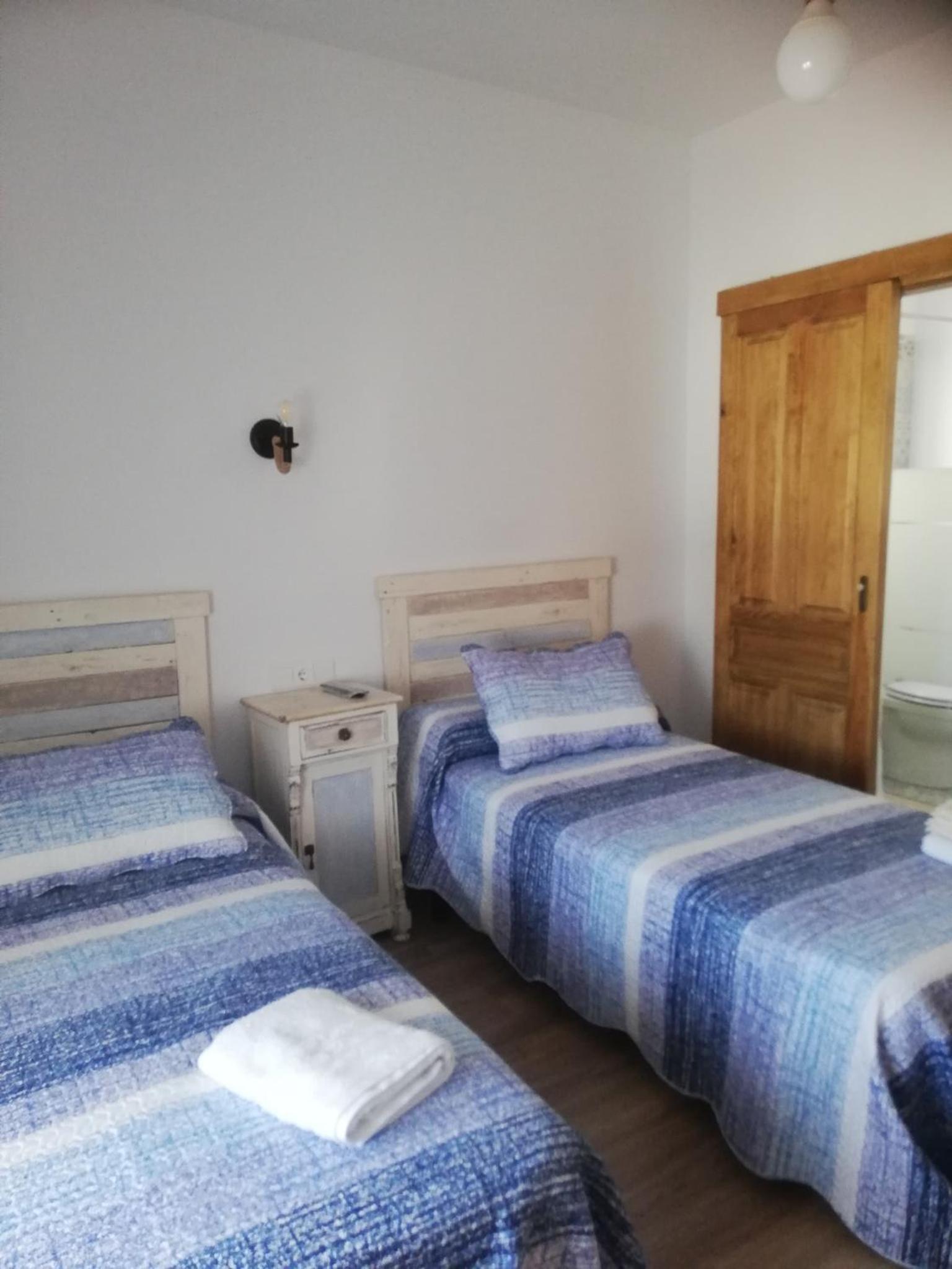 Double Room with Private Bathroom - Photo 1