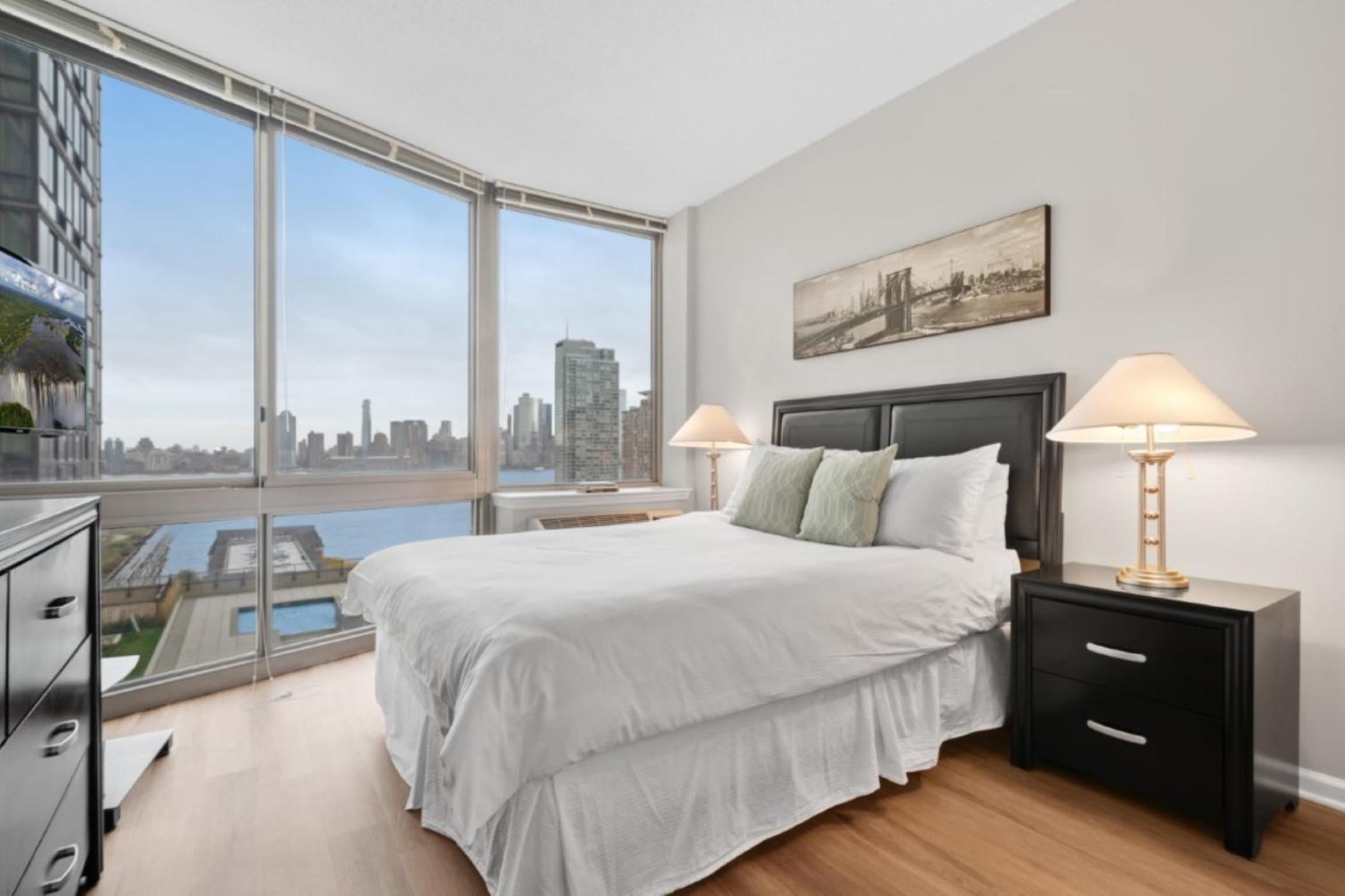 One-Bedroom Apartment with River View photo 3