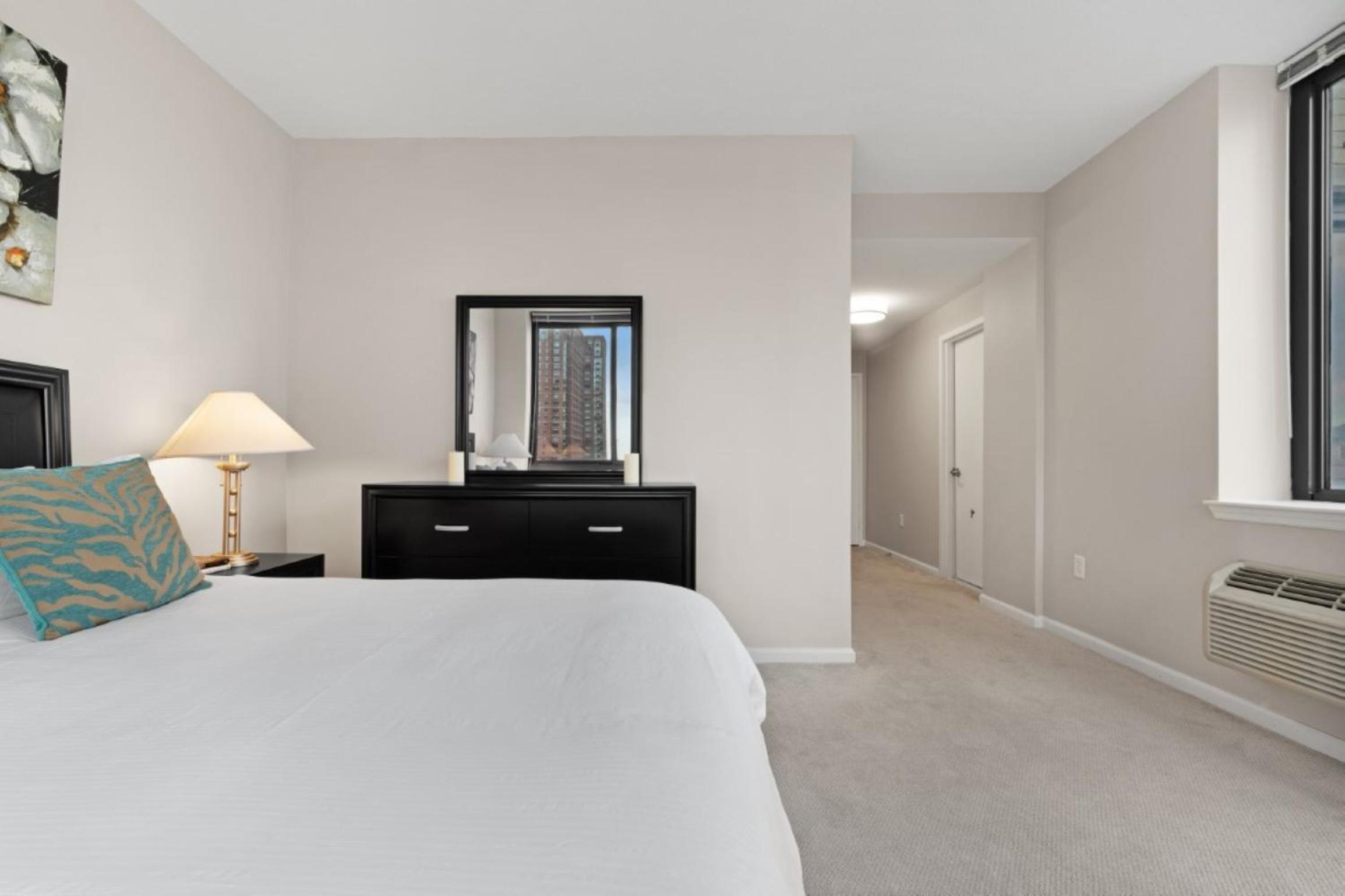 Apartment with Lake View photo 3