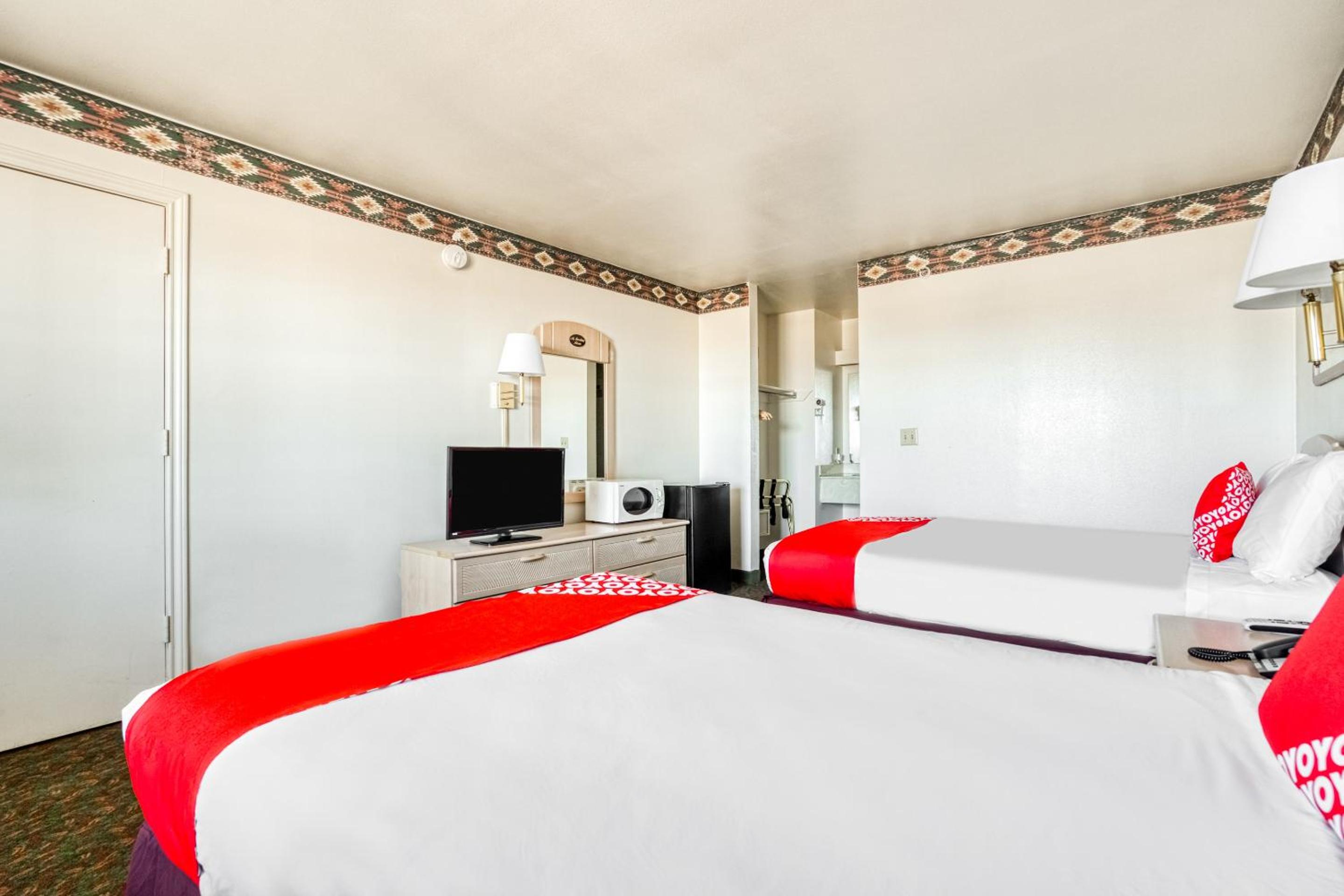 2 Full Bed - Photo 1