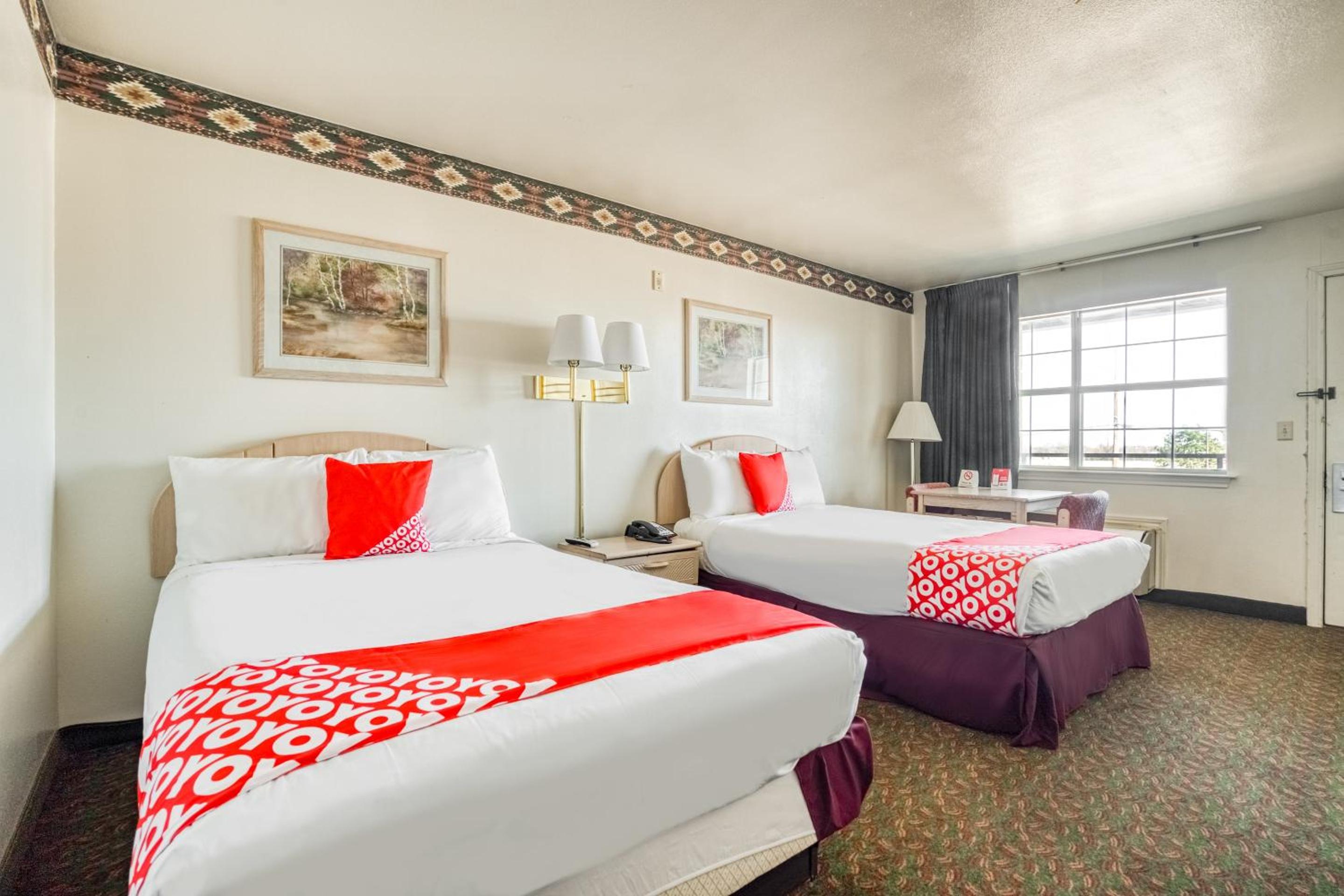 2 Full Bed - Photo 8