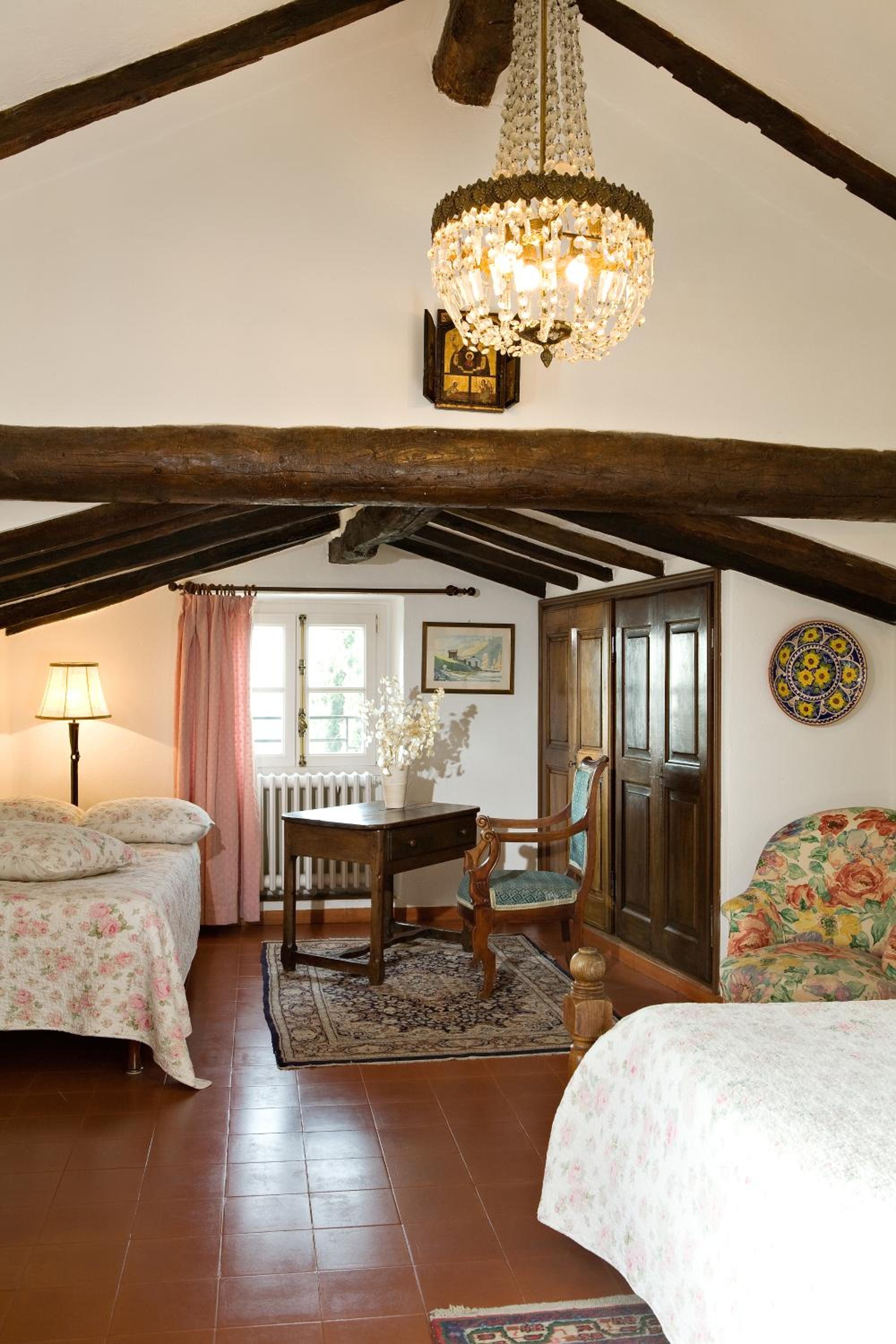 Classic Quadruple Room - Photo 4