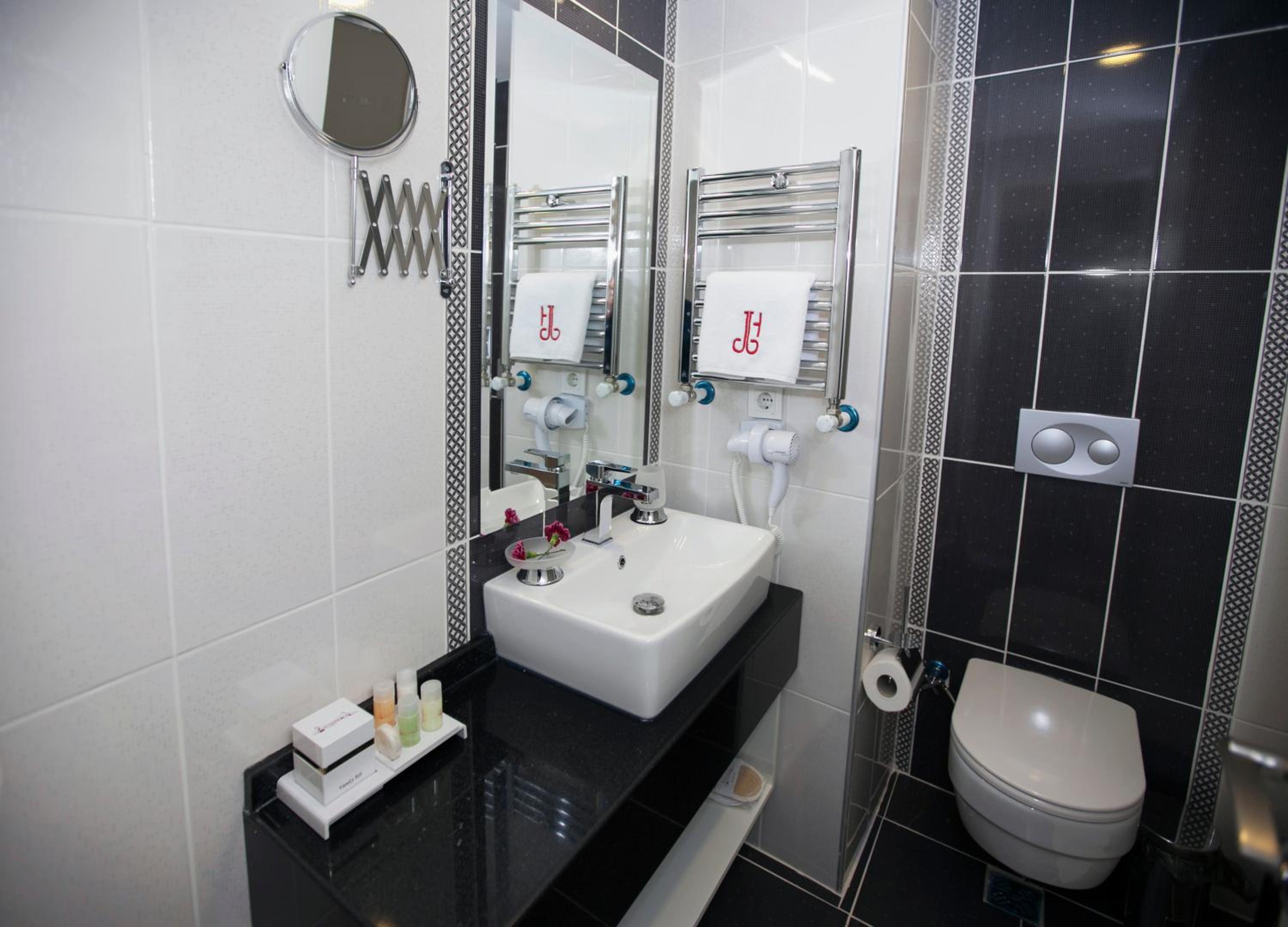 Superior Double or Twin Room photo 2