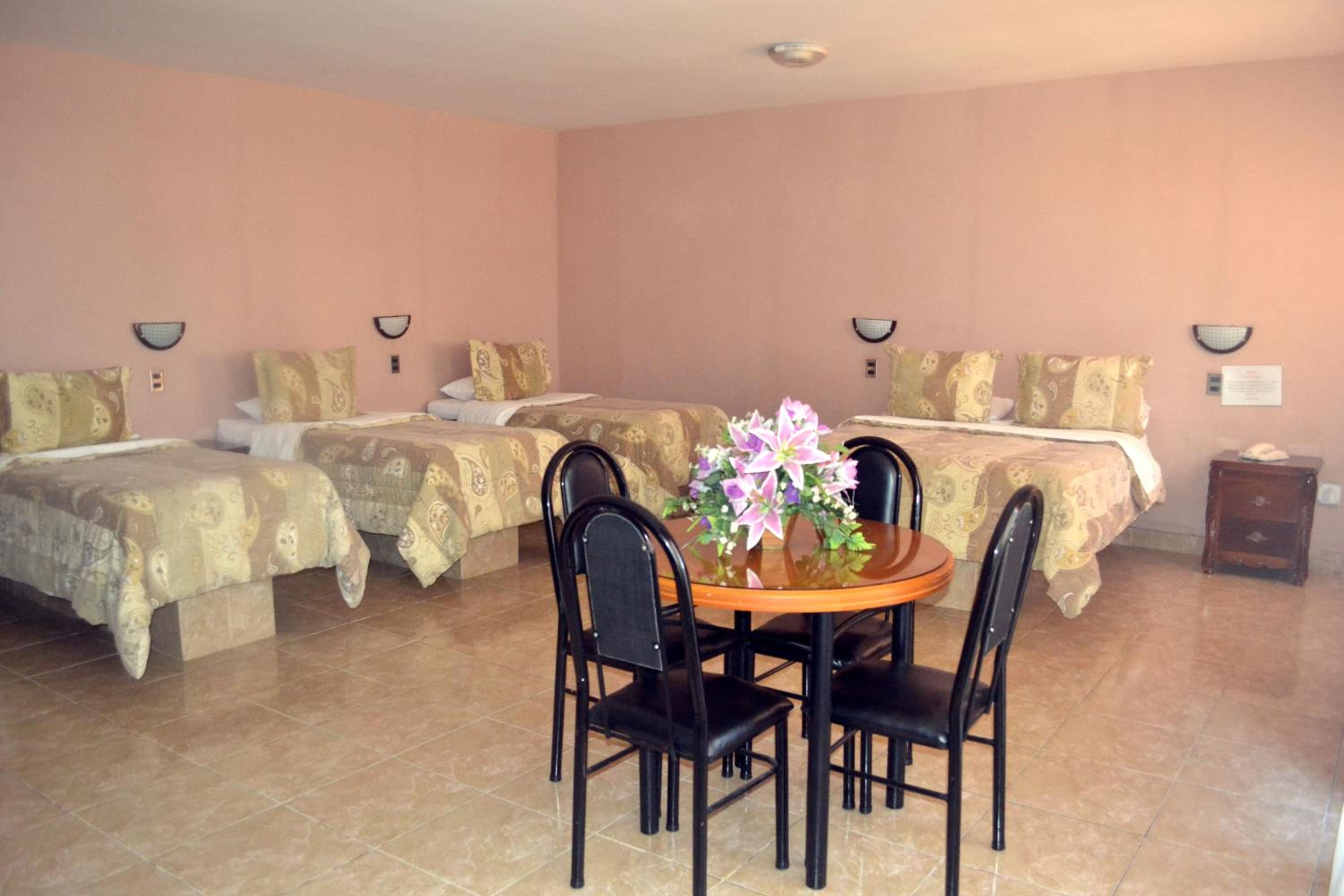 Family Room photo 2