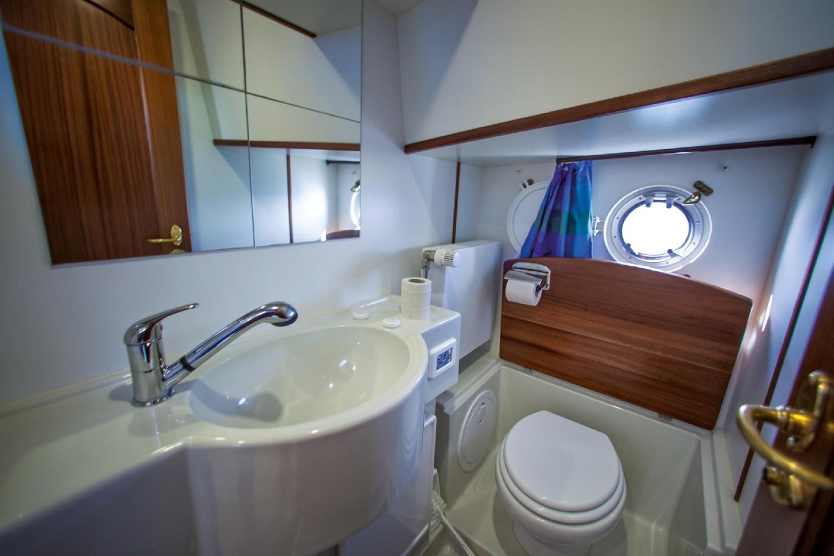 Boat - Kormoran 1150 photo 2