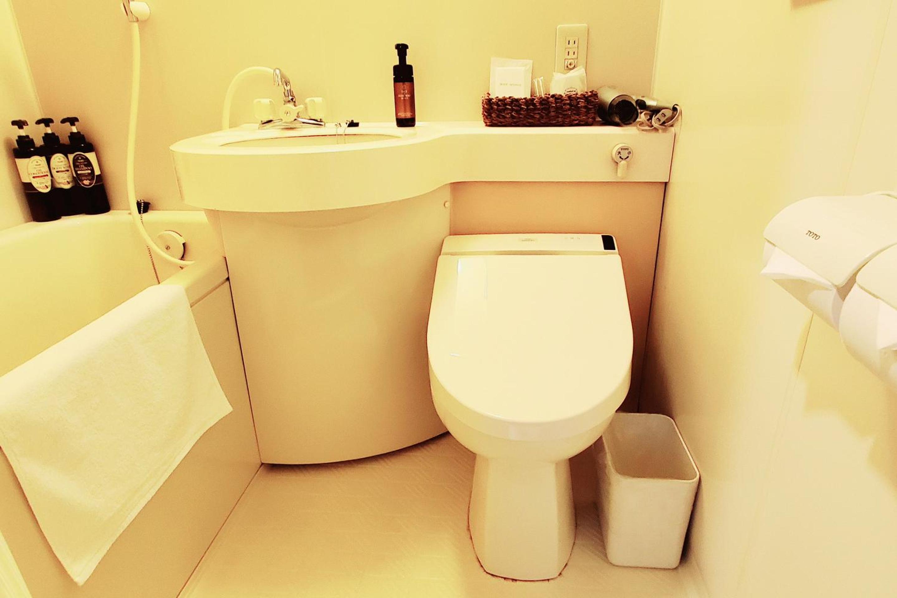 Standard Single Room - Non-Smoking photo 2