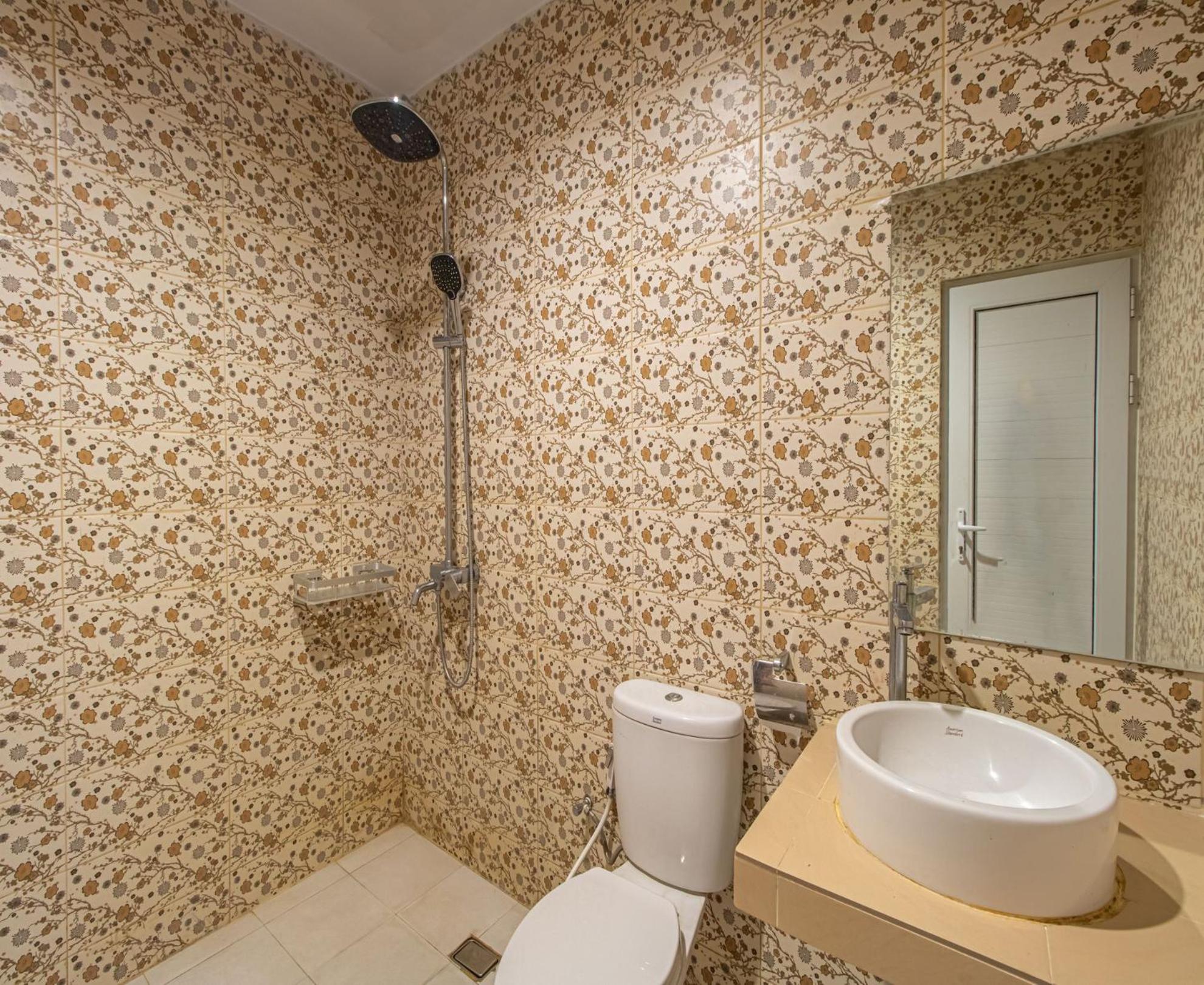 Deluxe Double Room - Photo 23
