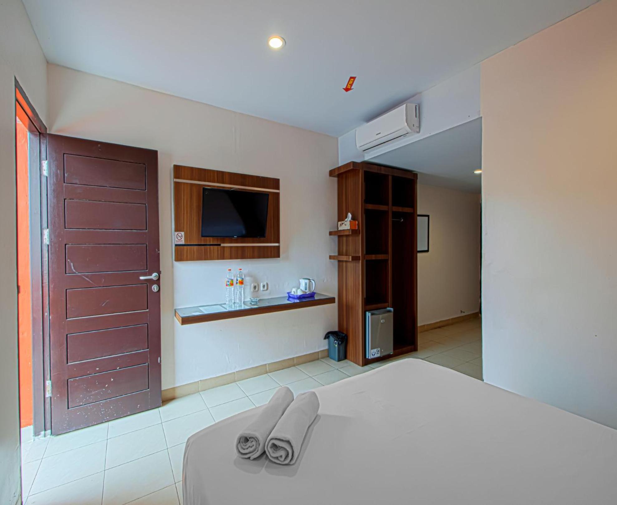 Deluxe Double Room - Photo 18