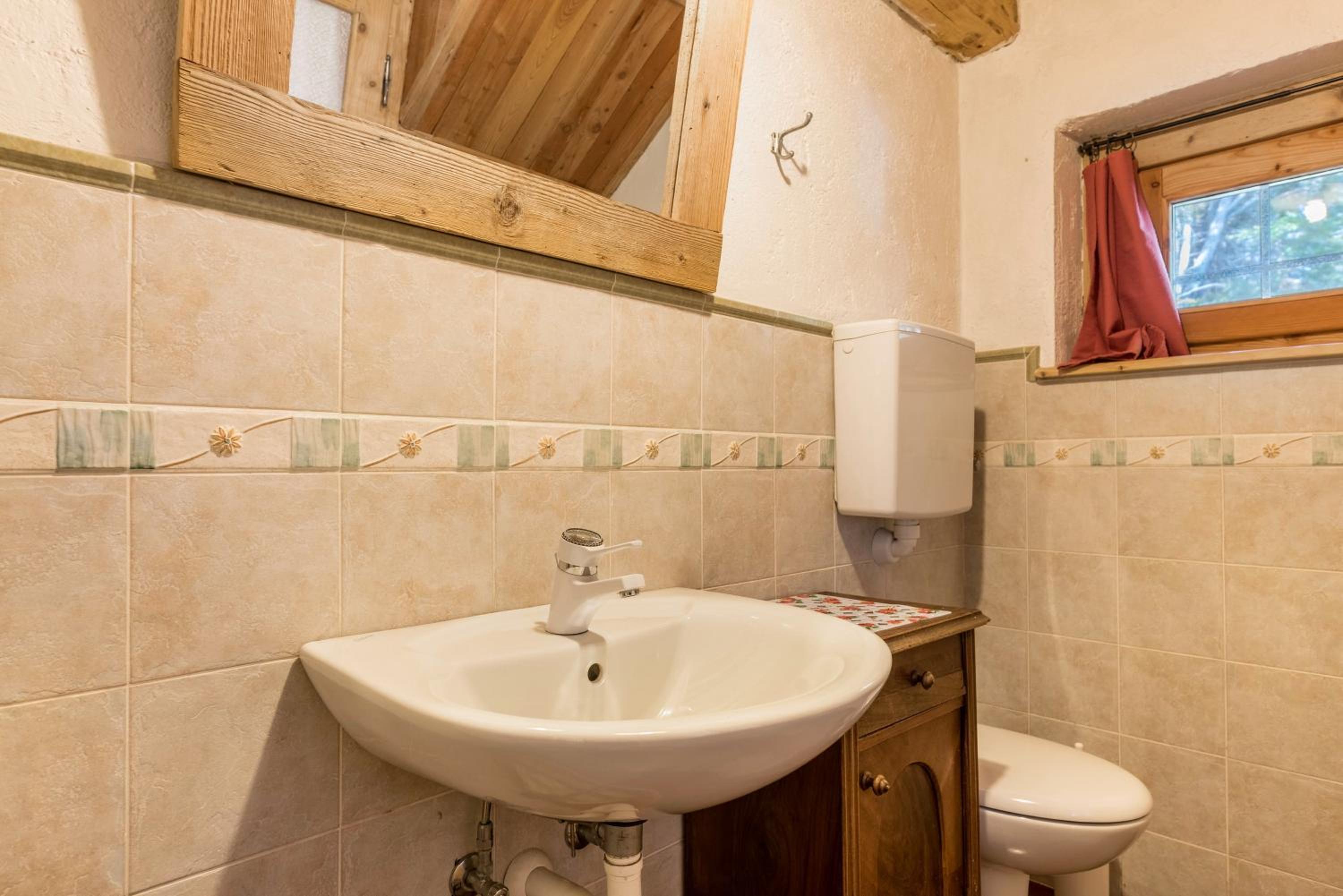 Two-Bedroom House photo 2