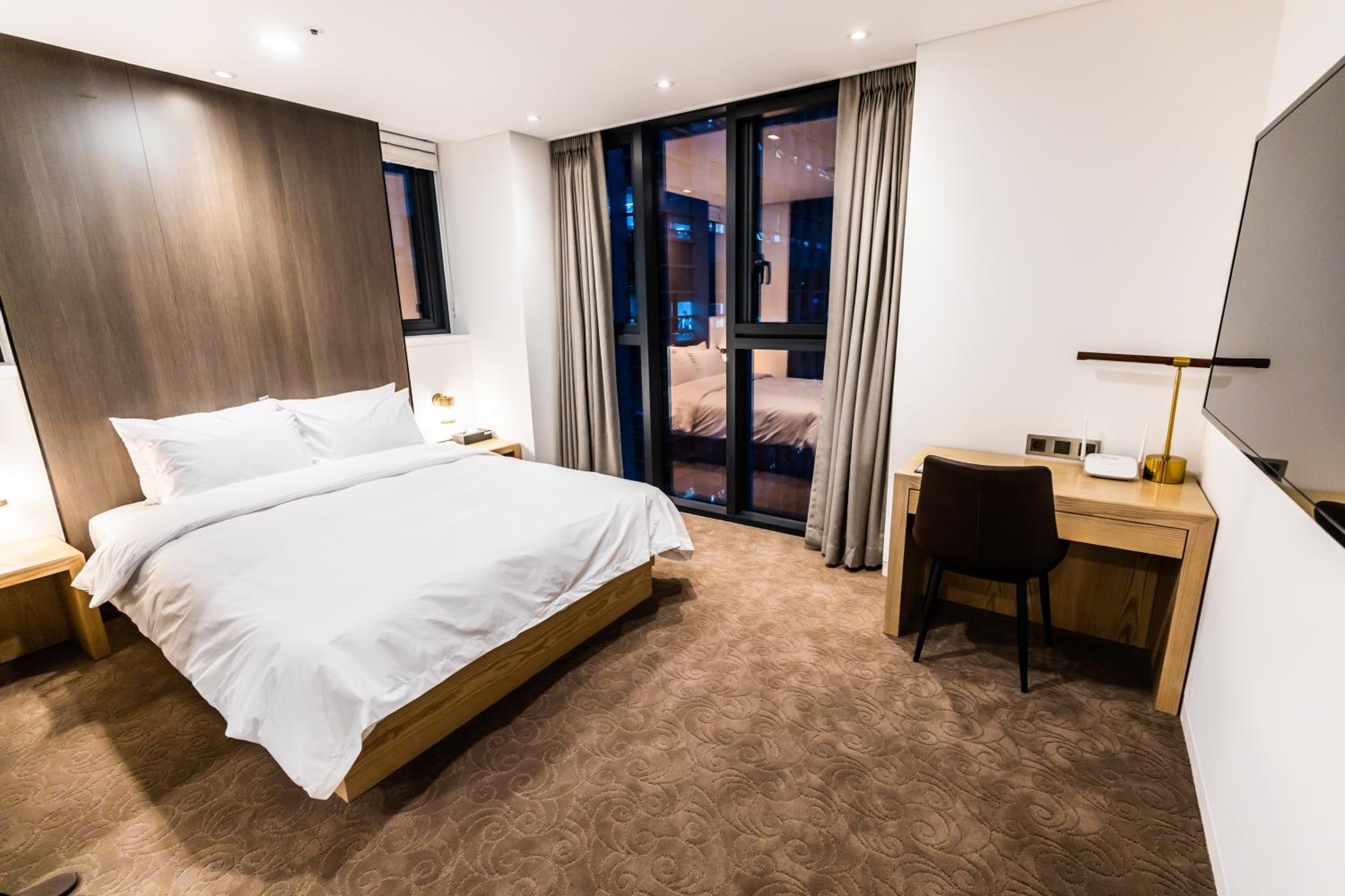 Standard Double Room - Photo 1