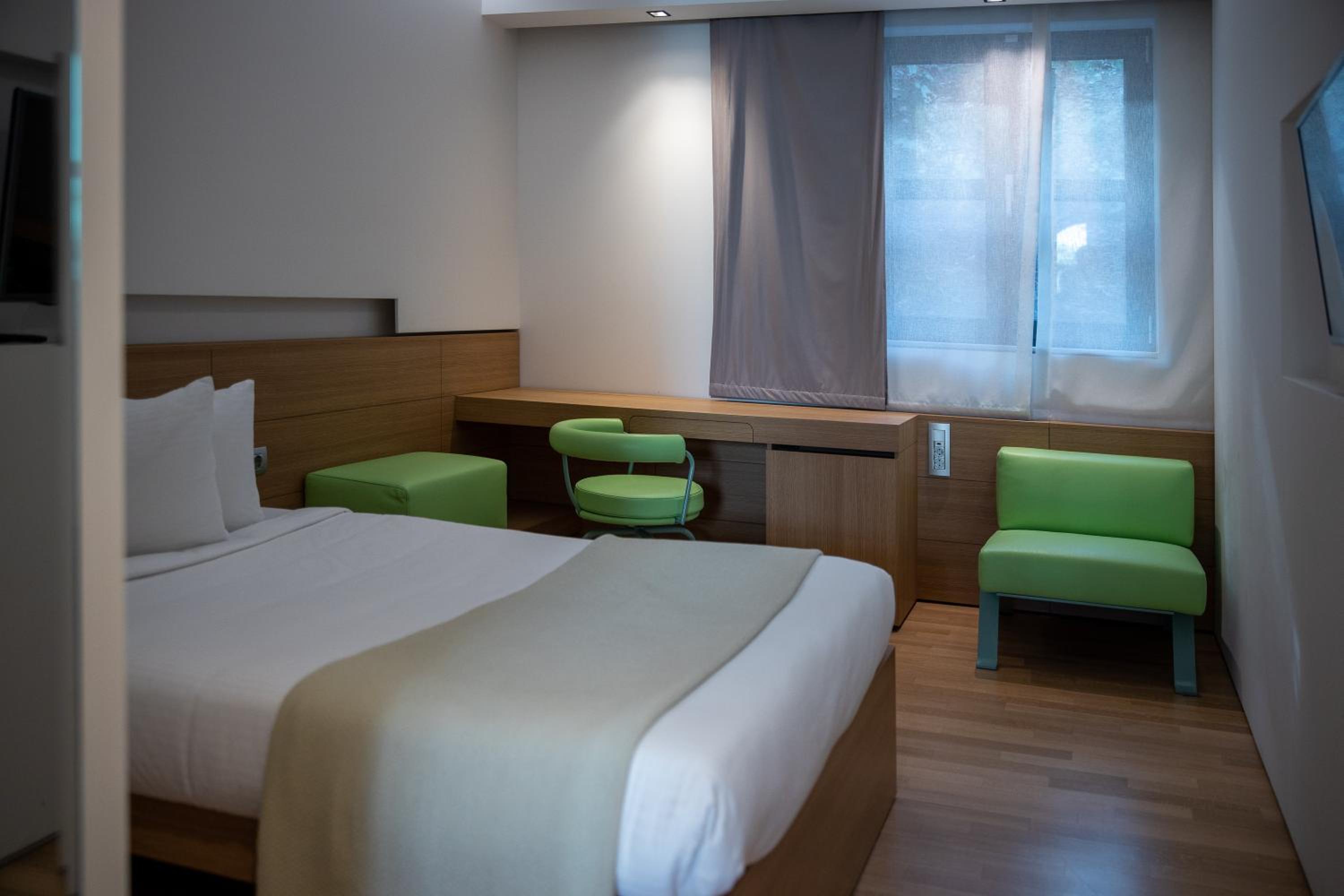 Standard Single Room