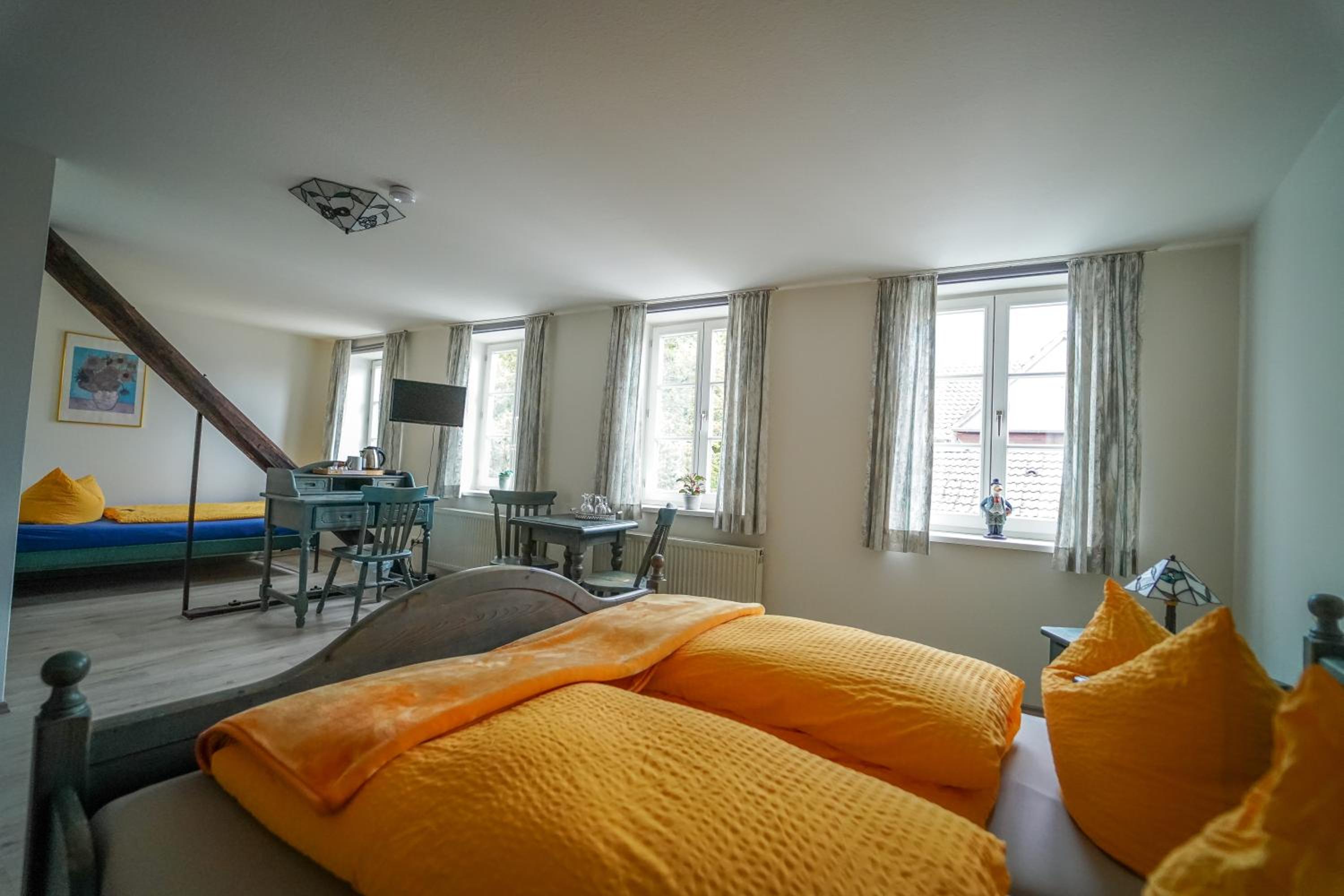 Double Room - Photo 16
