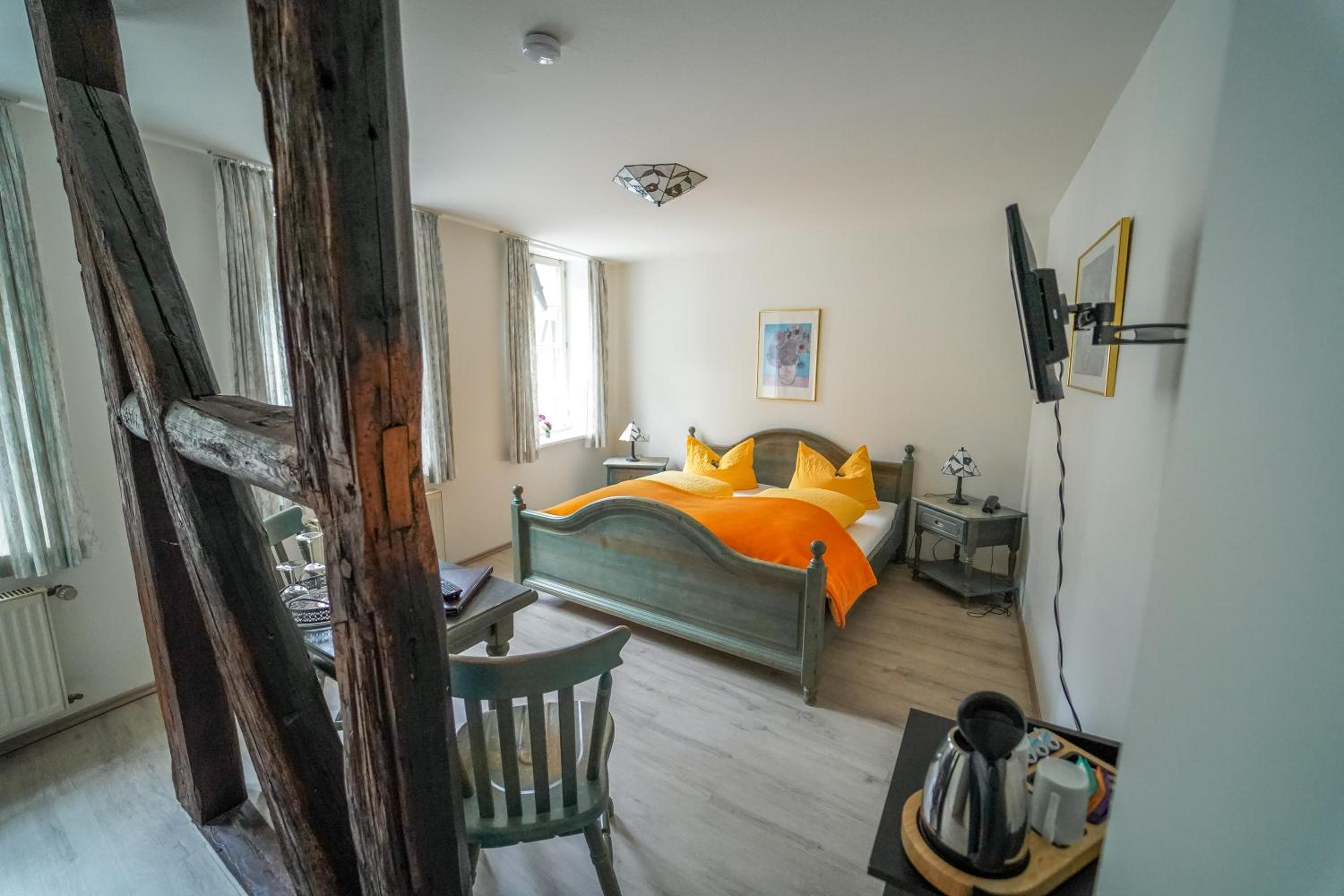 Double Room - Photo 15