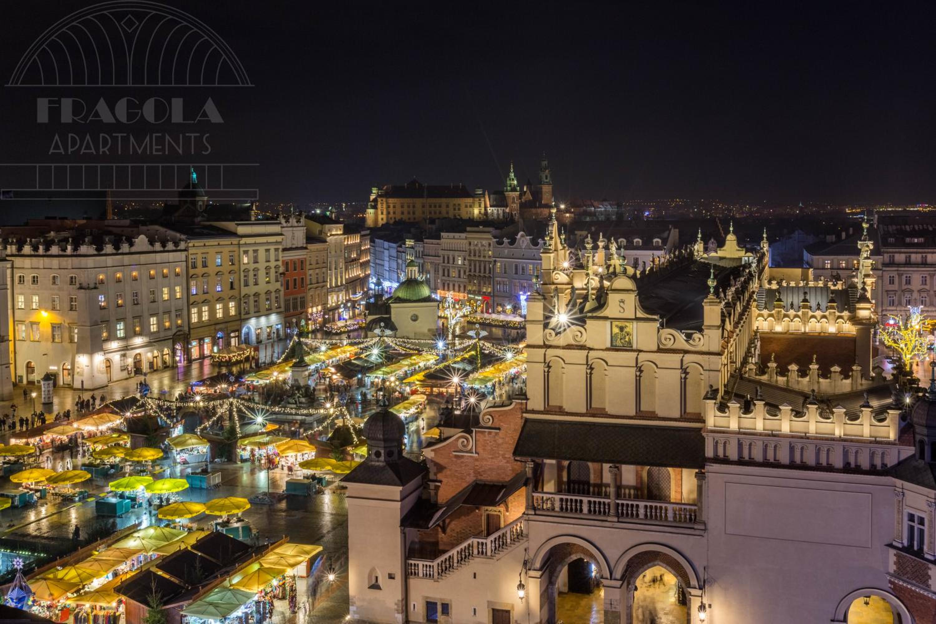 Feniks Jade 2-Bedroom with the best Main Square view photo 2