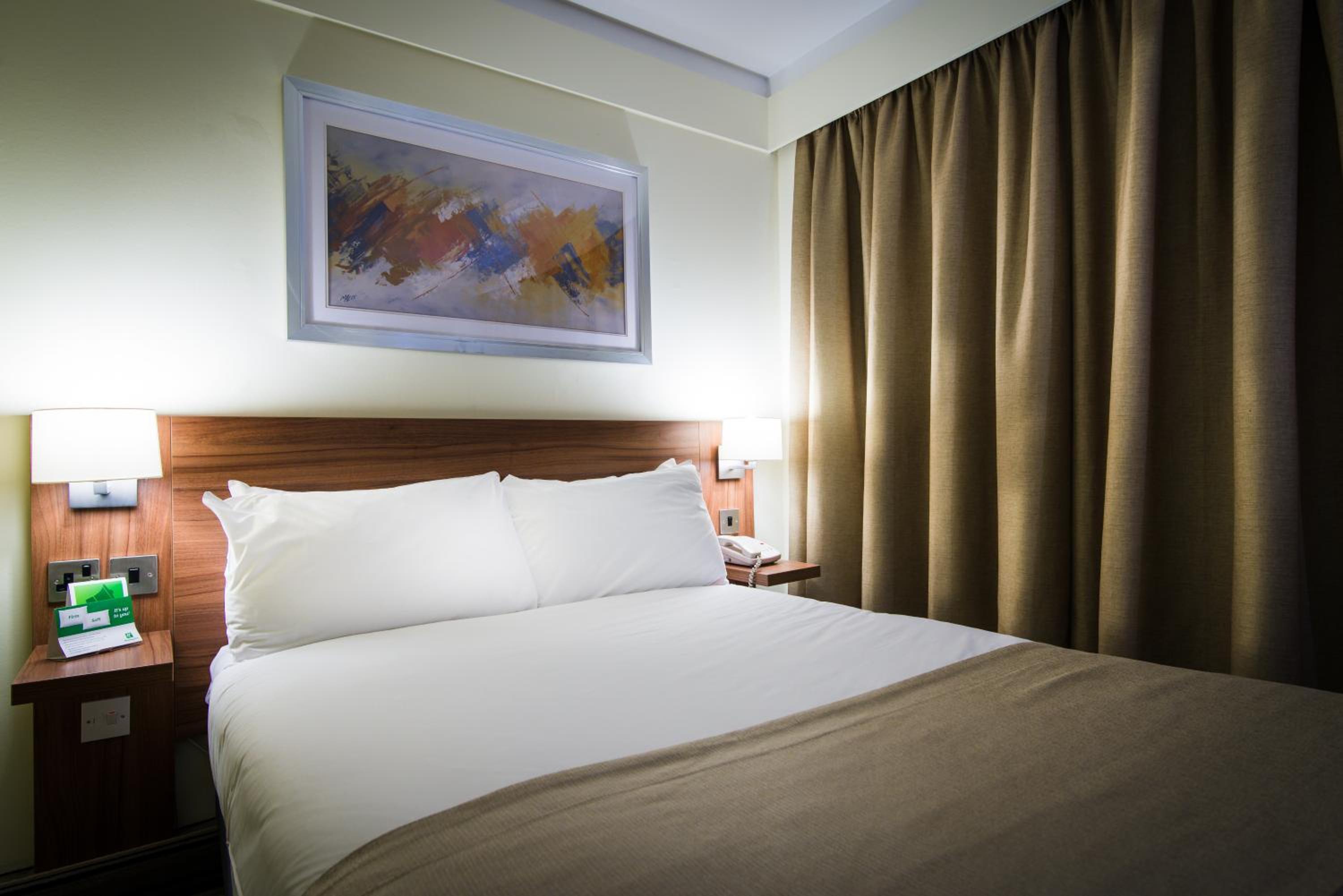 Standard Room - Photo 1