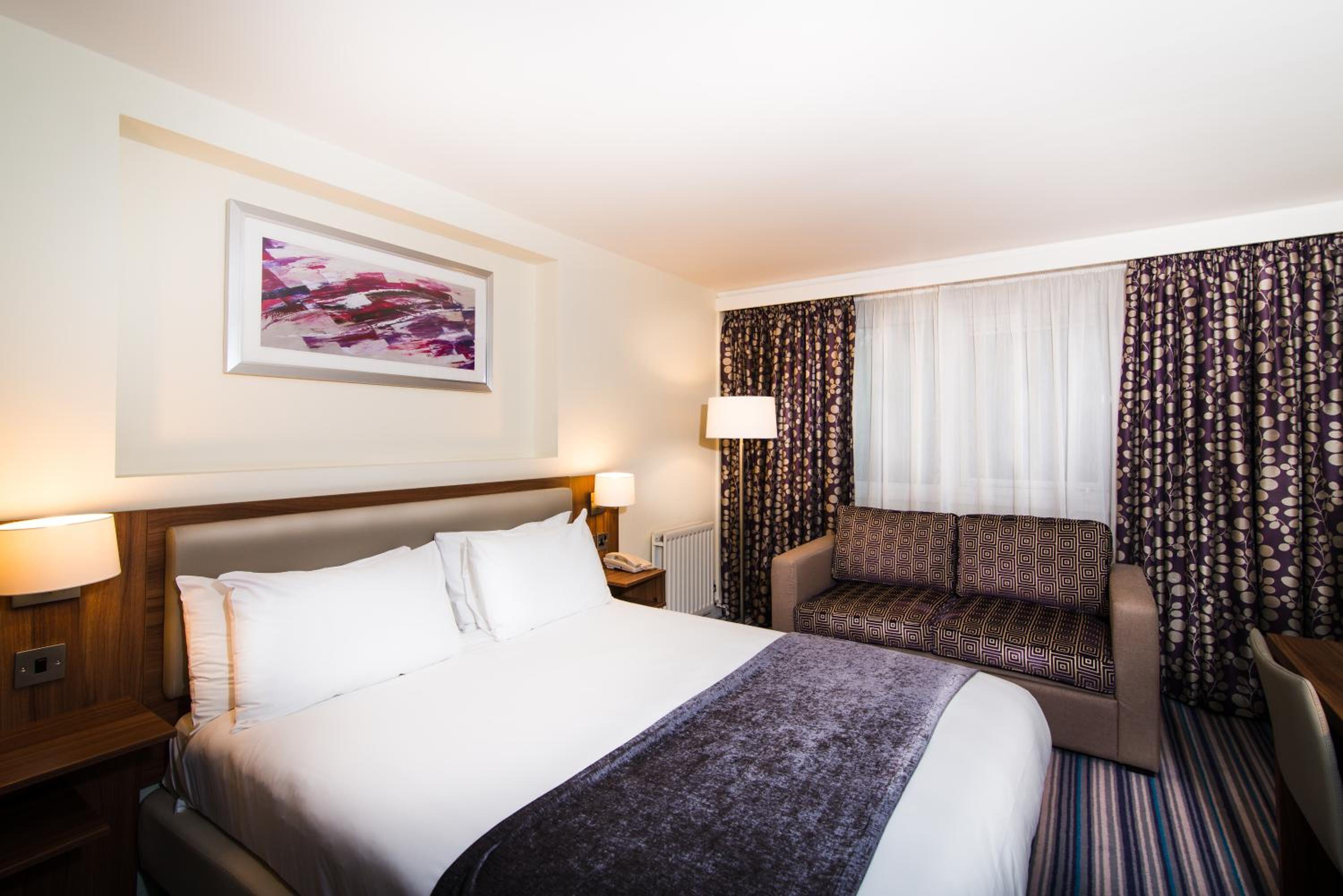 Premium Double Room with sofa bed - Photo 2