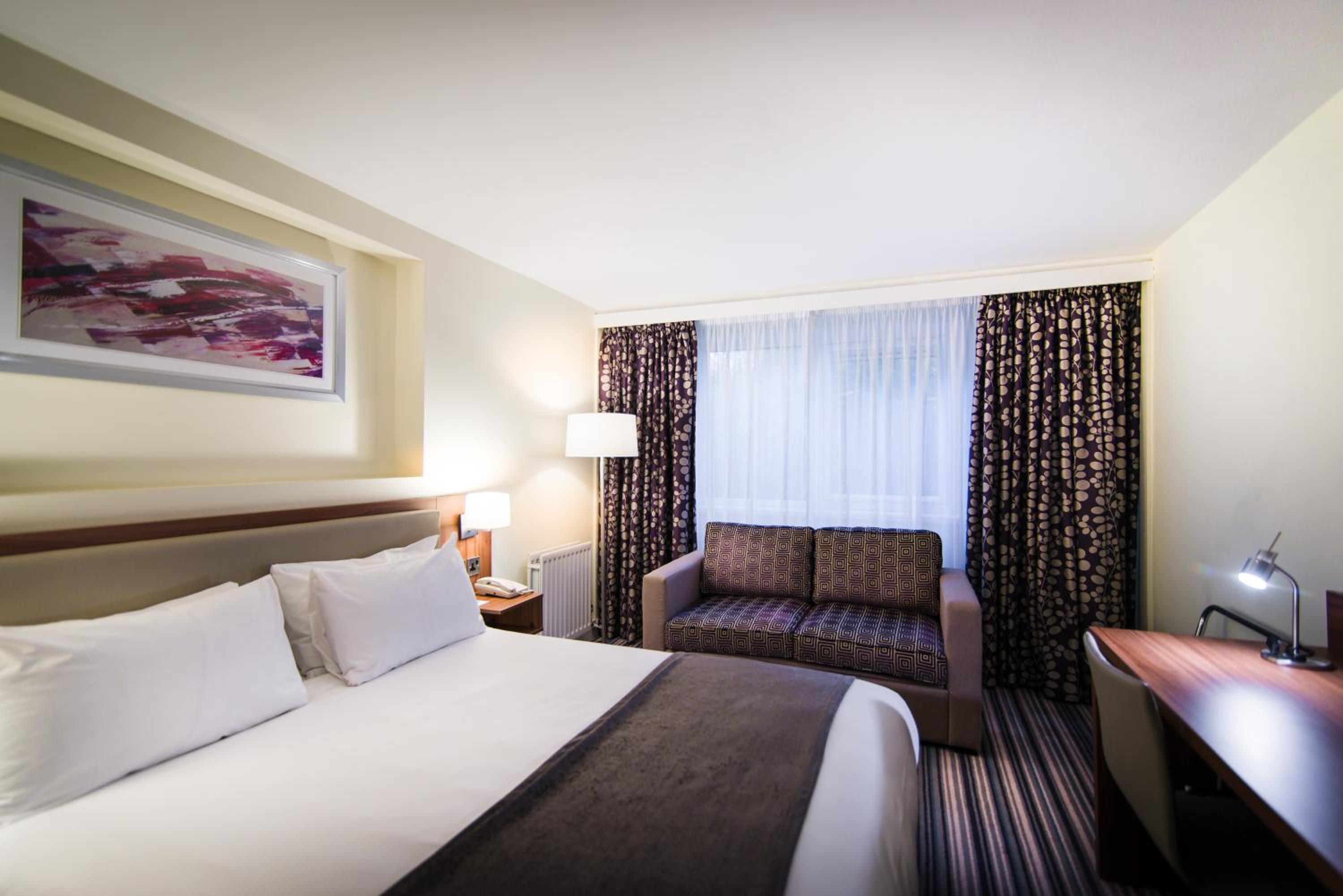 Premium Double Room with sofa bed - Photo 1