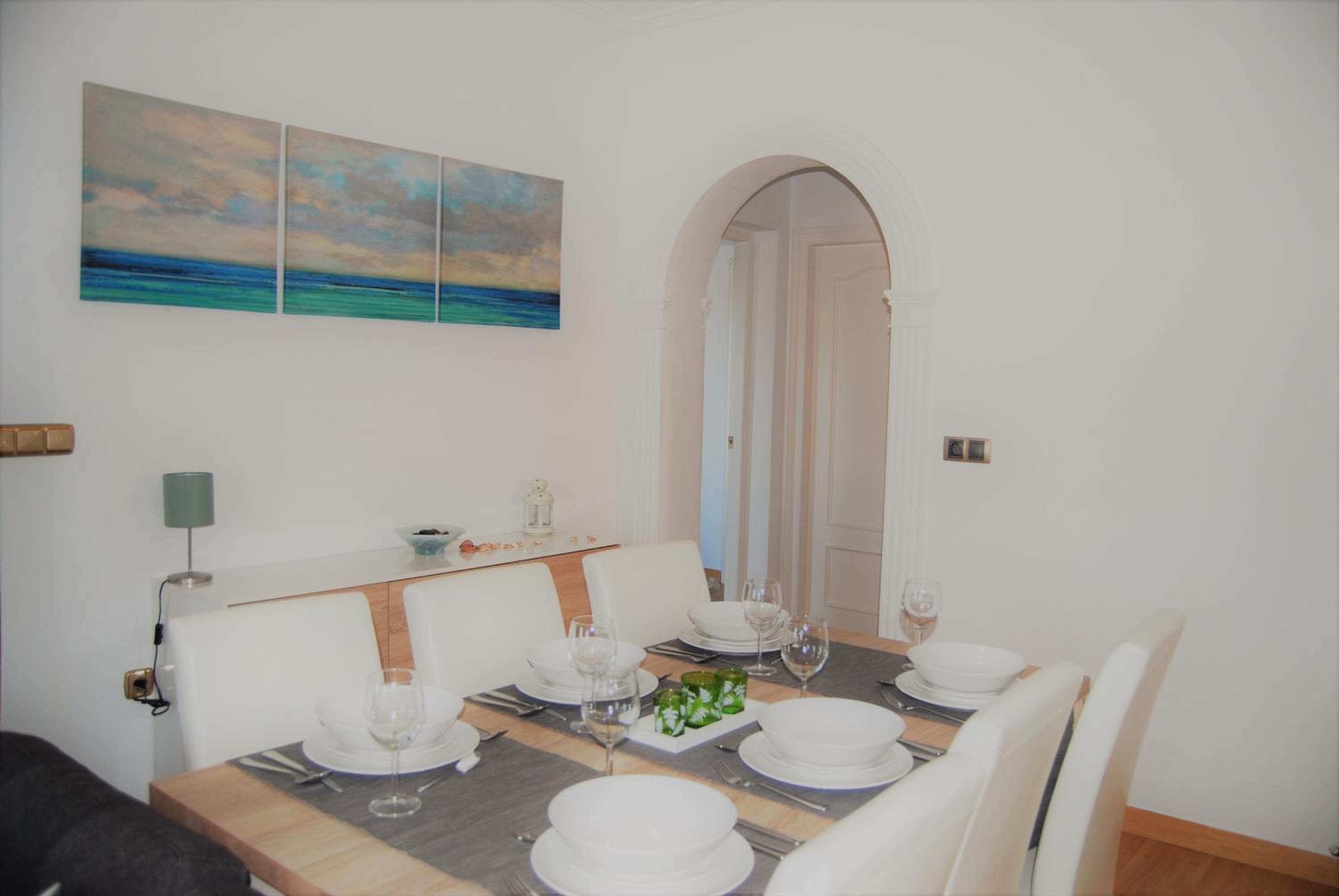 Three-Bedroom Villa photo 3