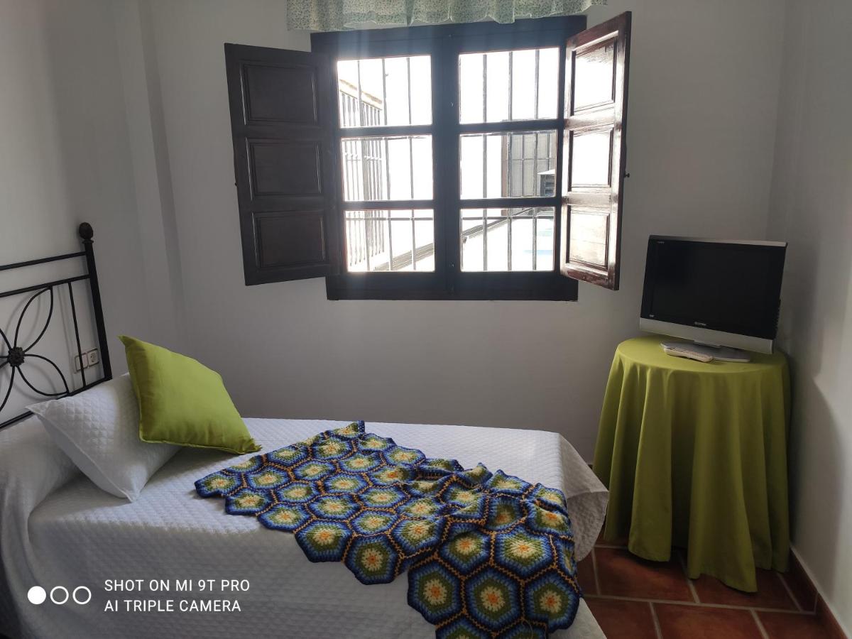 Twin Room with Mountain View photo 2