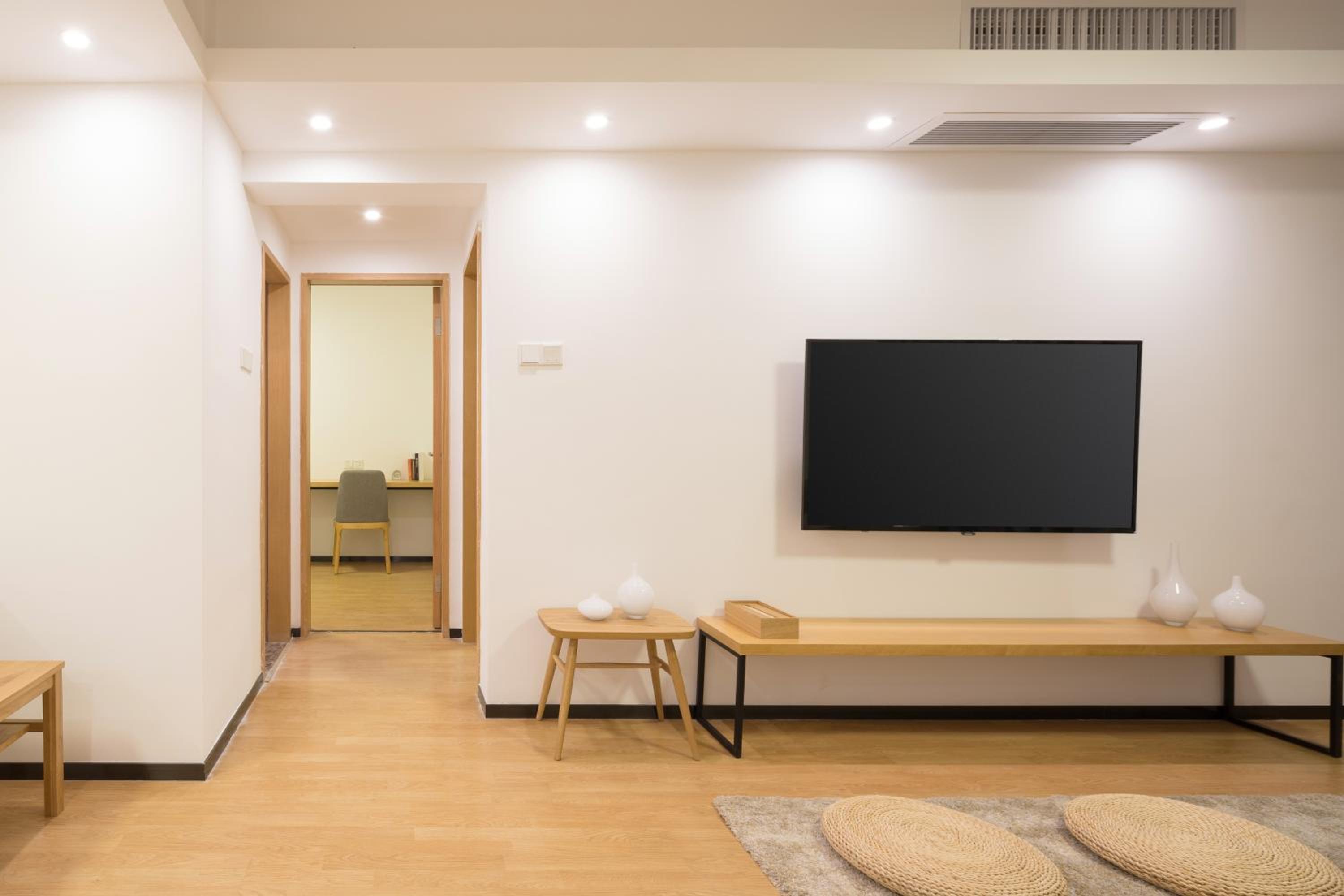 Two-Bedroom Suite - Photo 4