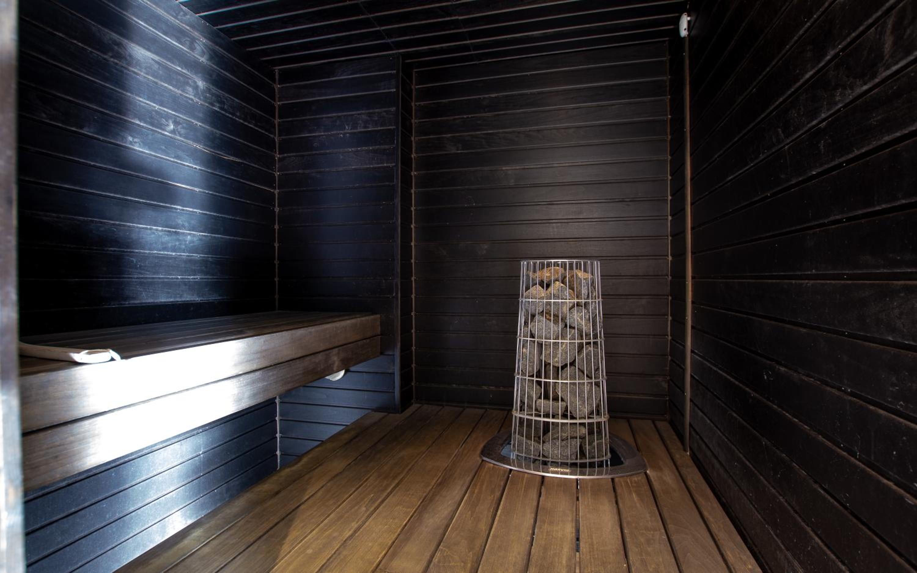 Suite with Sauna - Photo 2