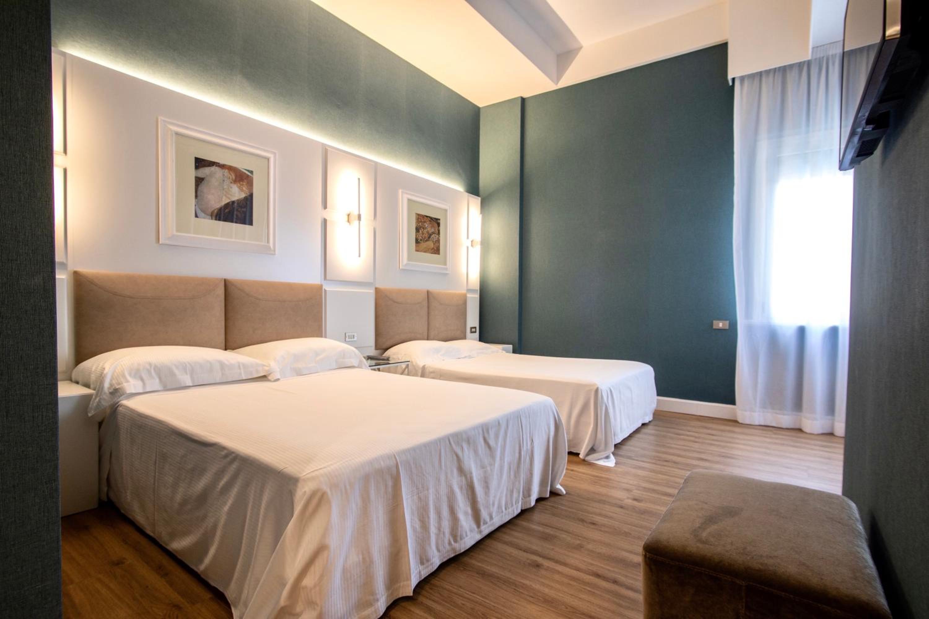 Superior Triple Room - Photo 3