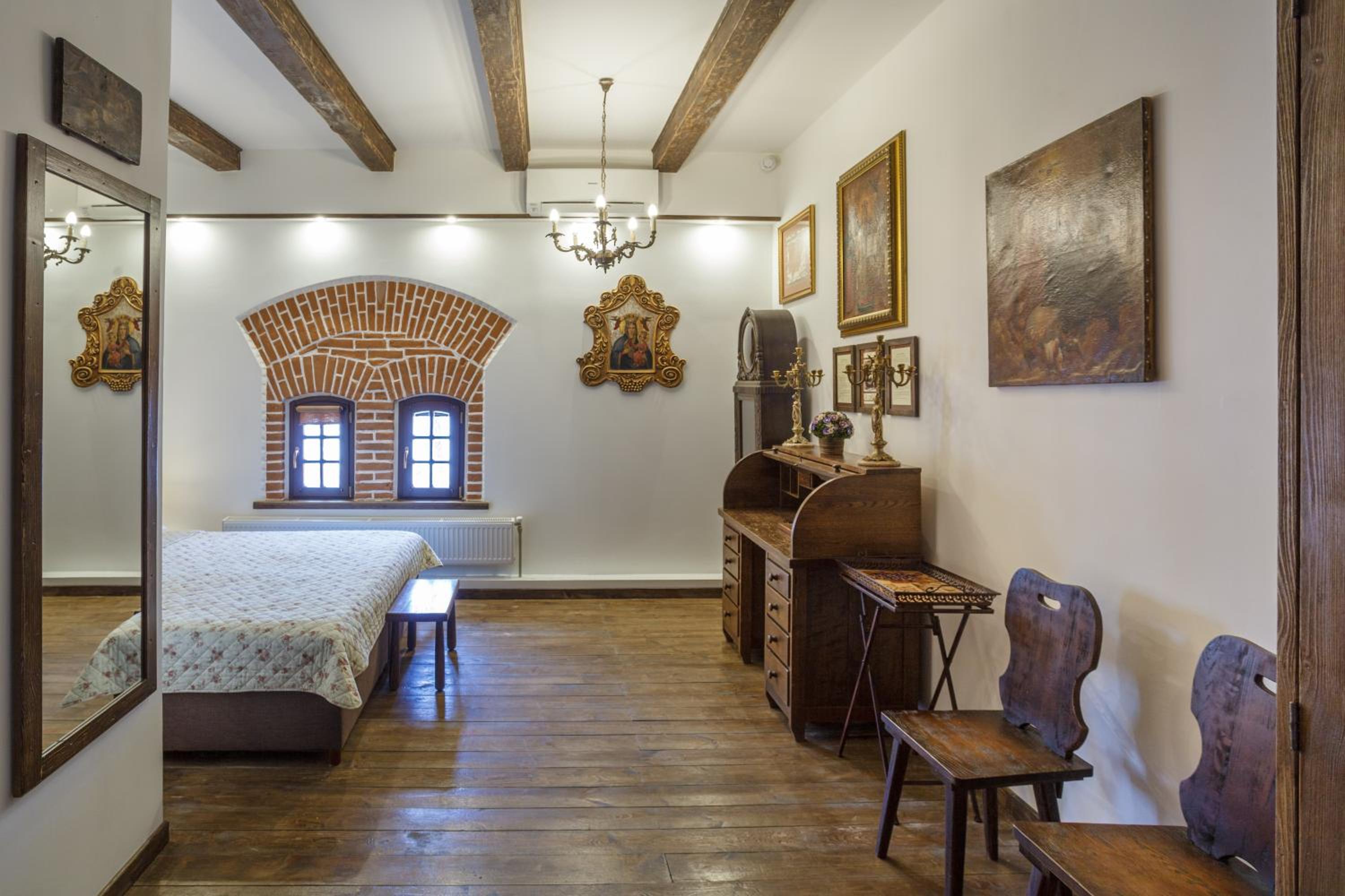 Standard Double or Twin Room photo 3