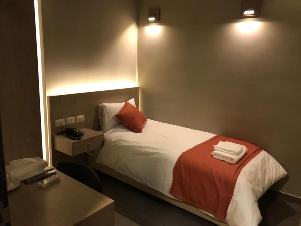 Single Room