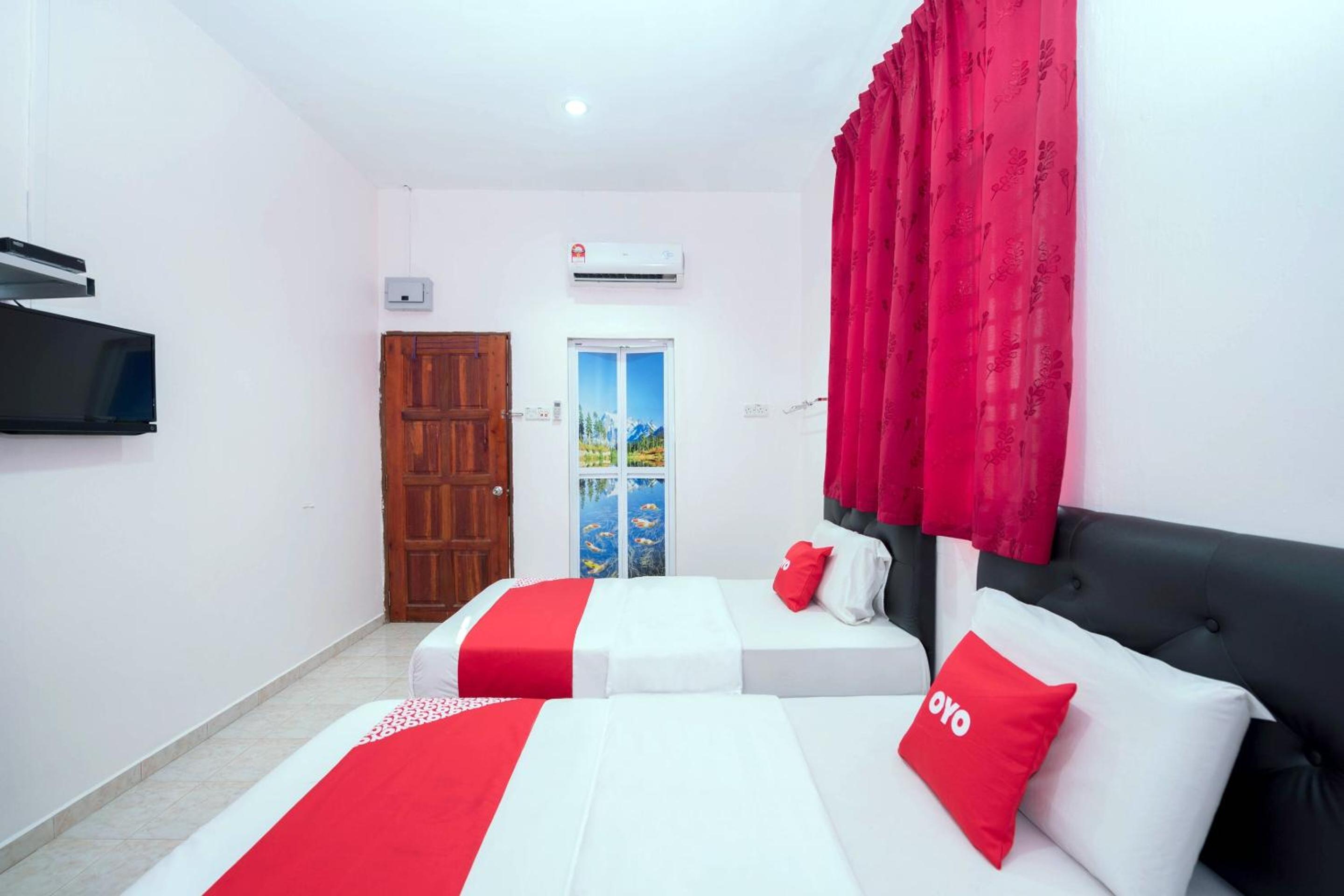 Deluxe Twin Room - Photo 6