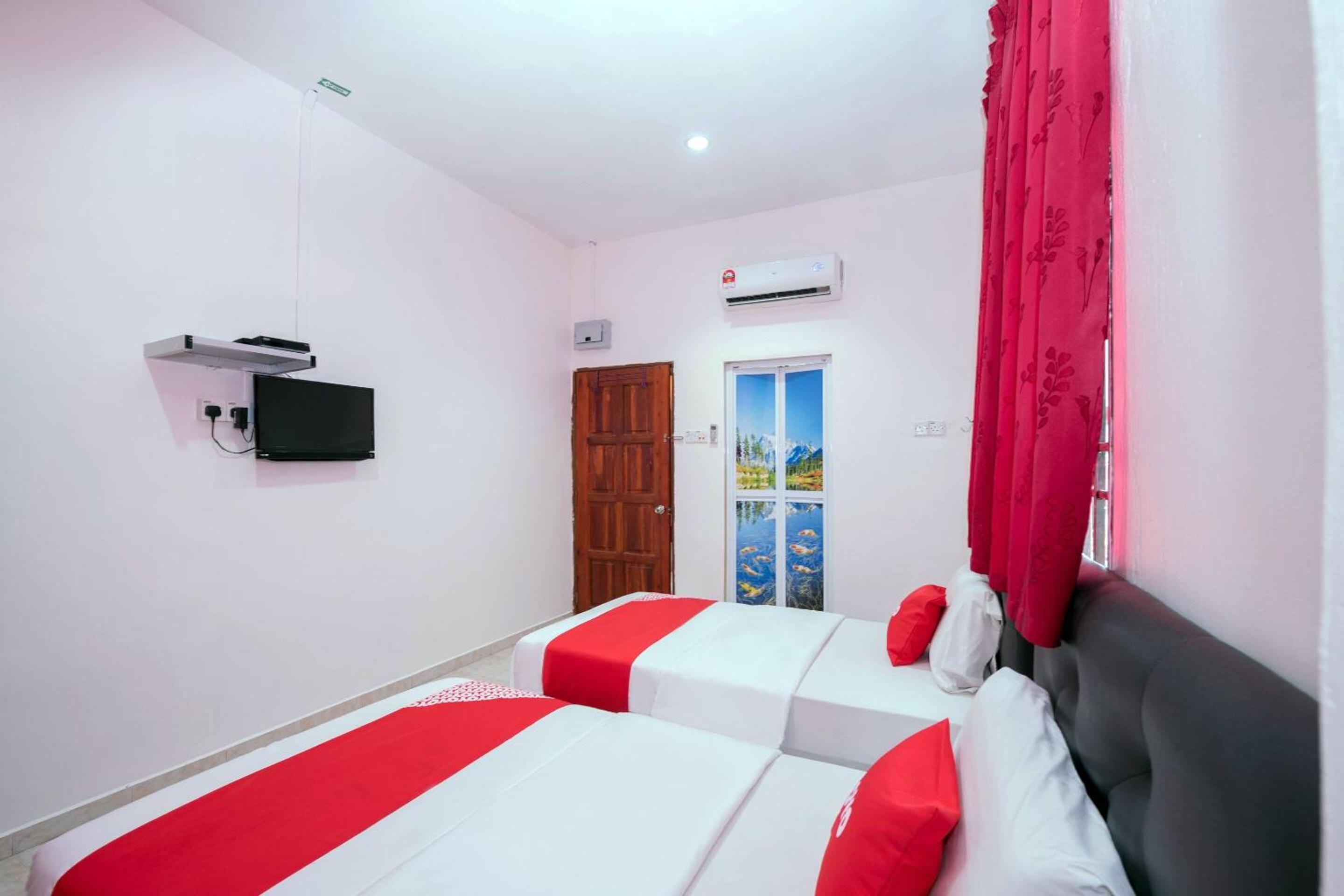 Deluxe Twin Room - Photo 7