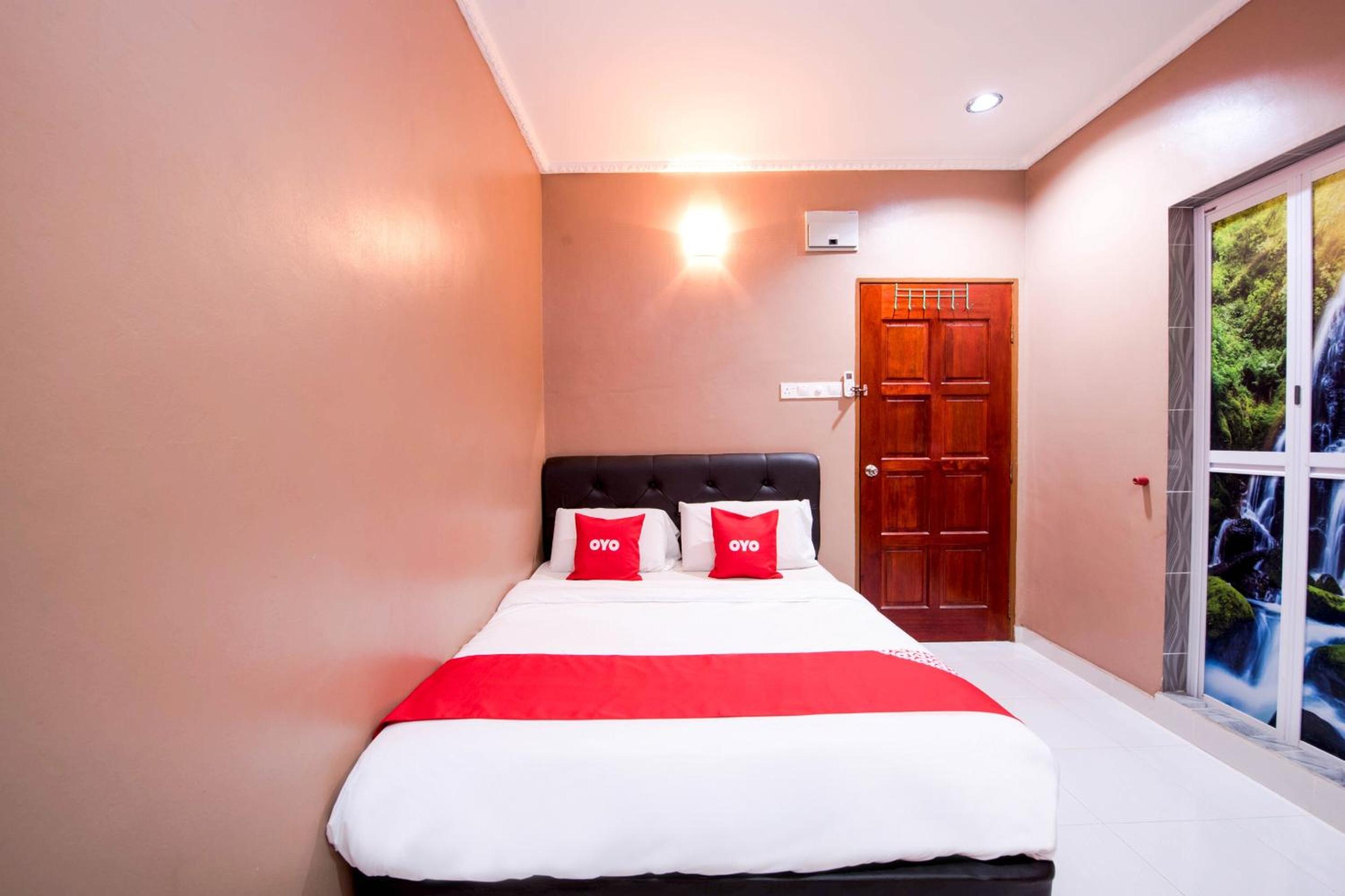 Standard Double Room - Photo 5