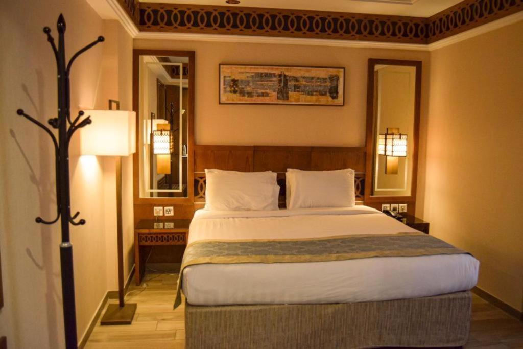 Two Connecting Rooms (4 Adults) photo 3