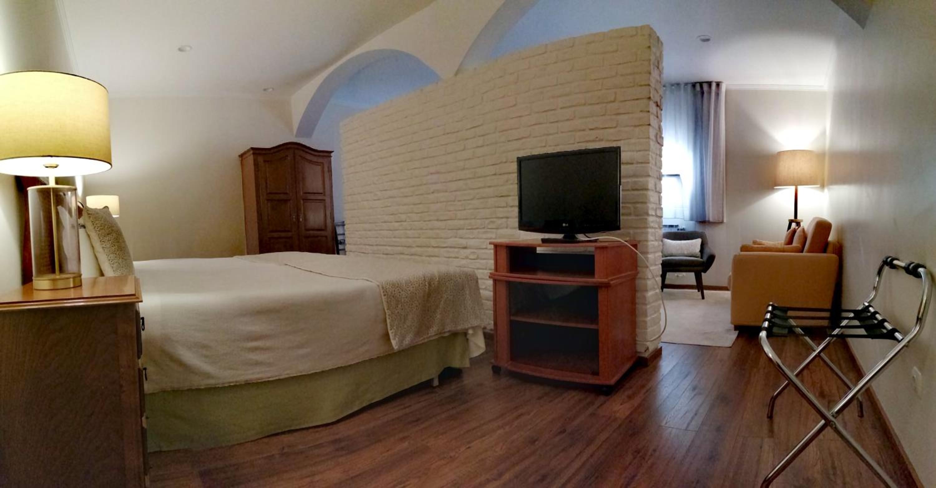 Junior Suite - Photo 16