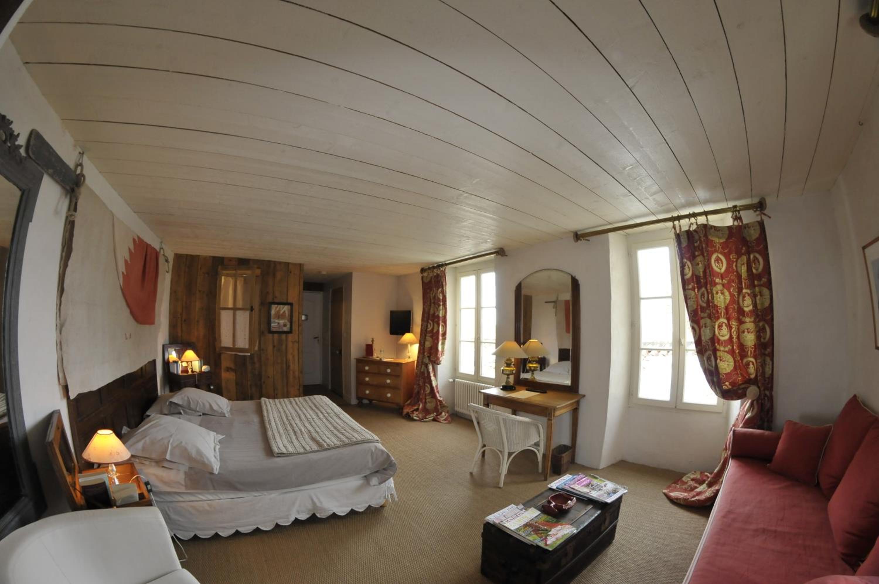 Deluxe Room photo 1