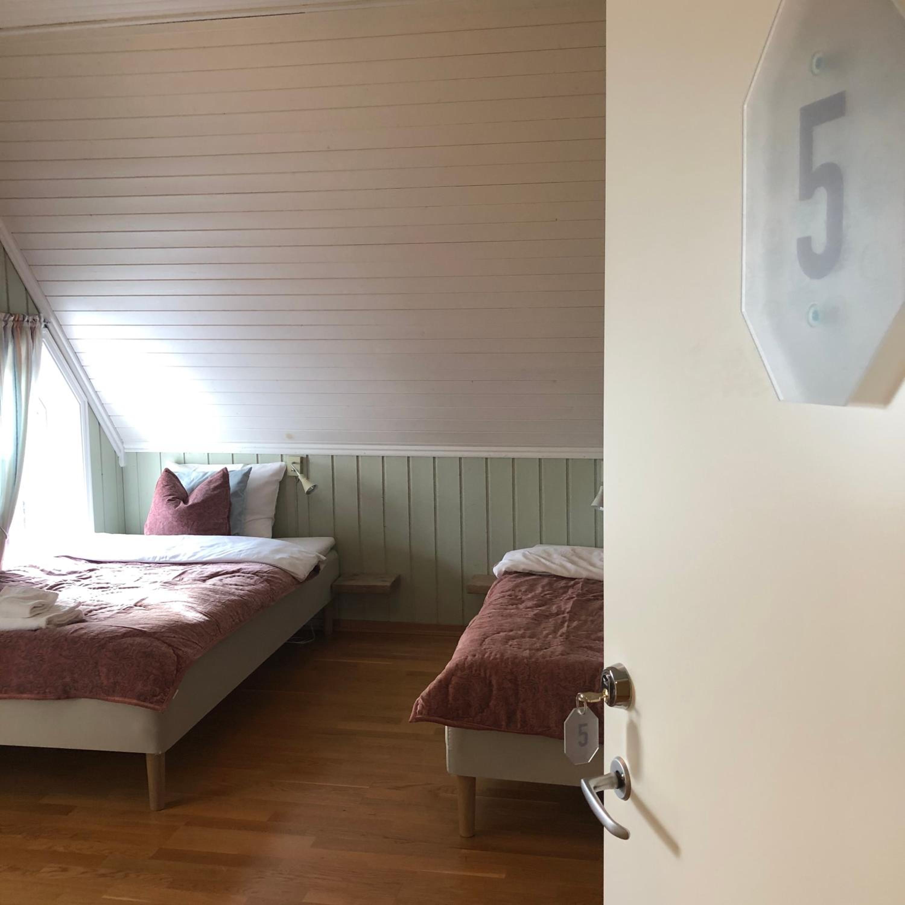 Large Double Room photo 1