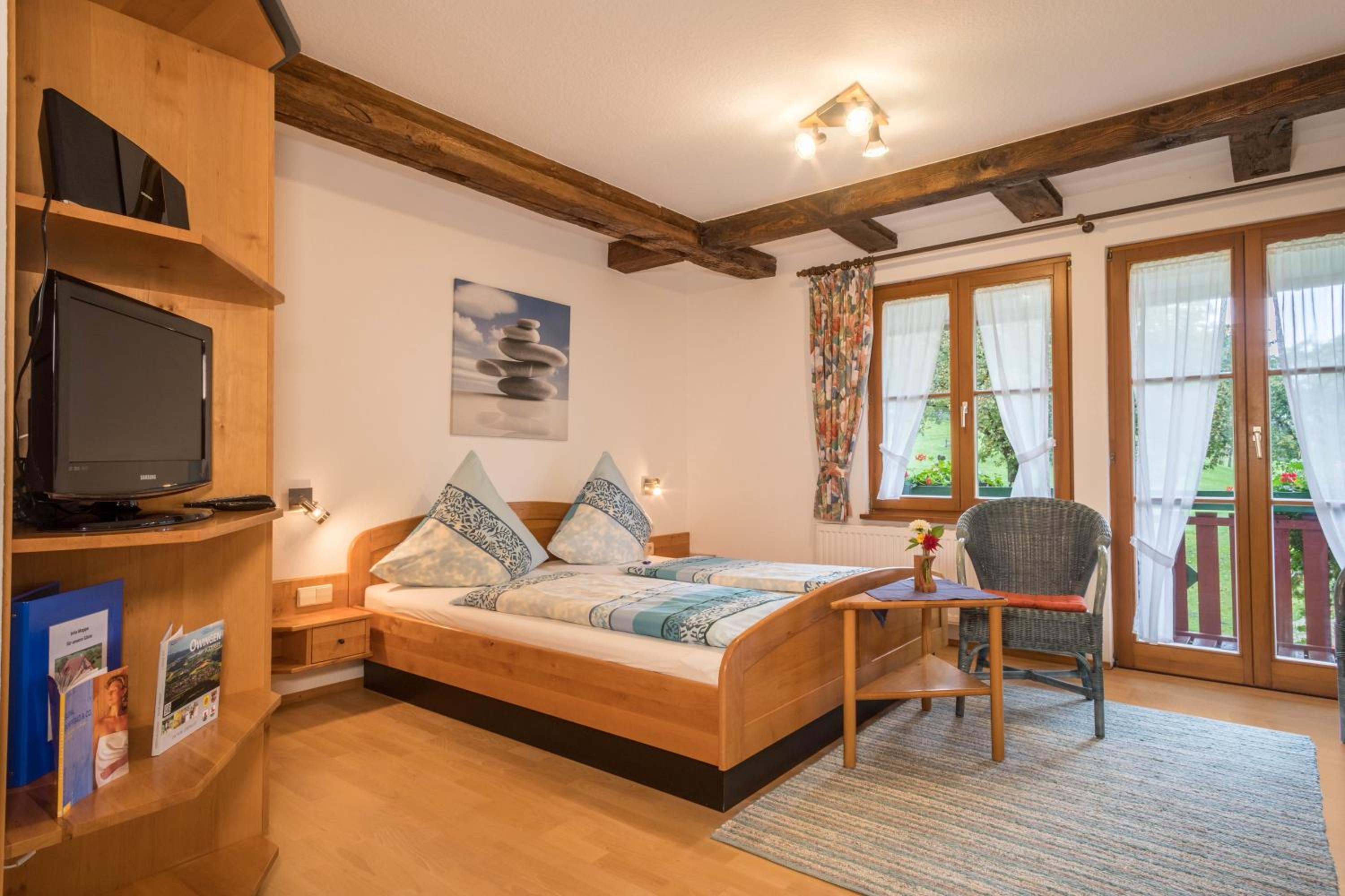 Superior One-Bedroom Apartment with Balcony photo 3