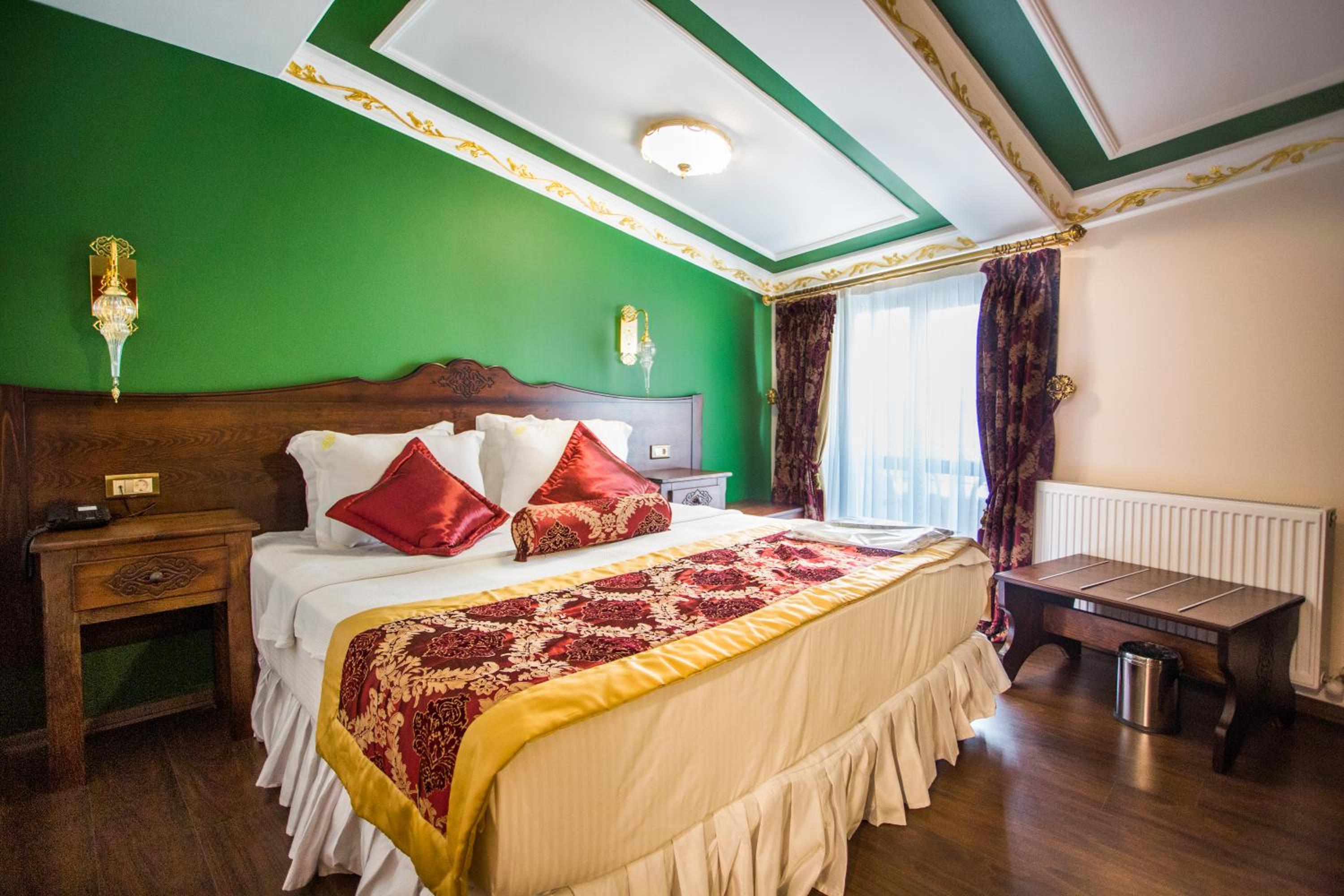 Double Room with Balcony photo 3
