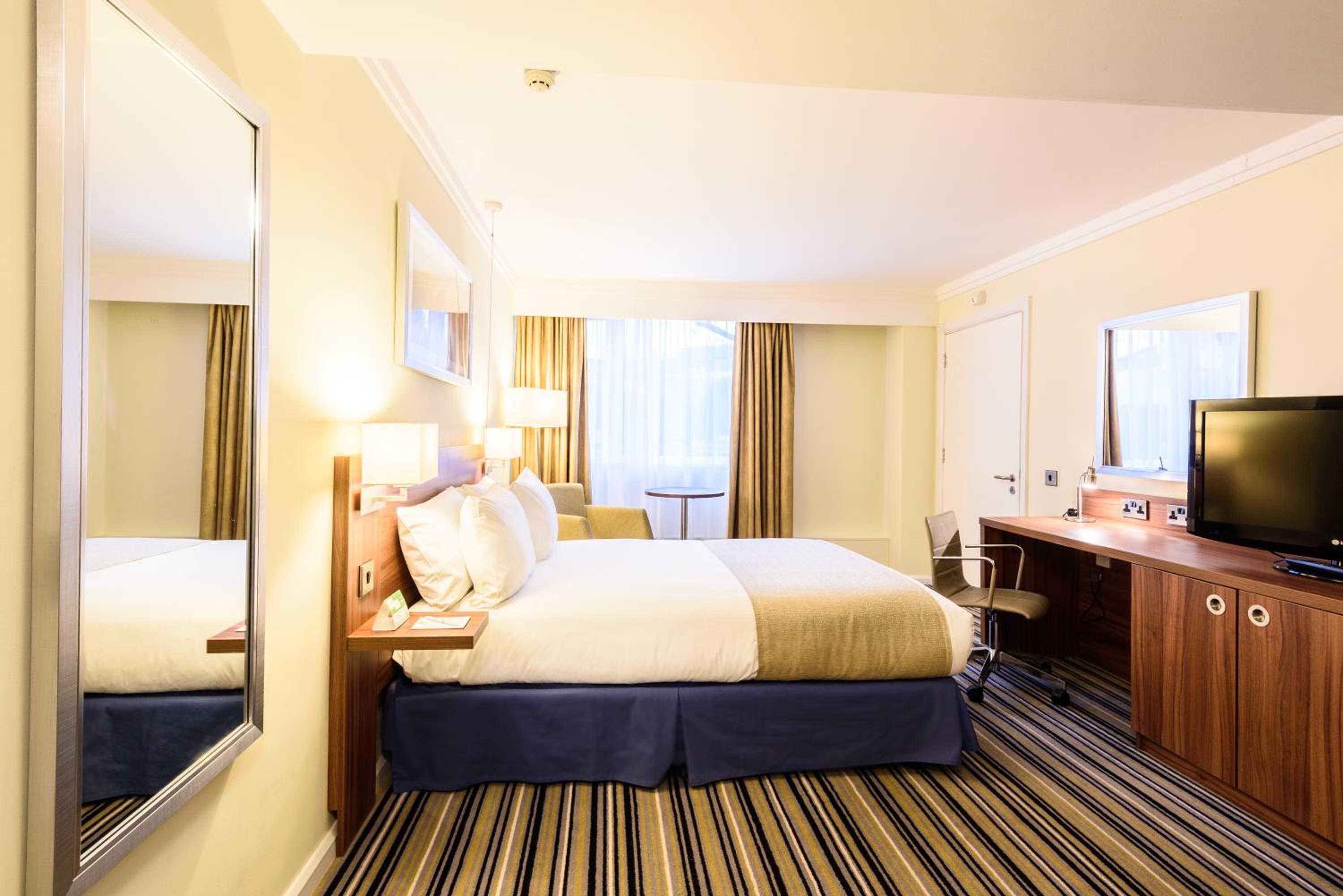 Standard Double Room - Photo 6