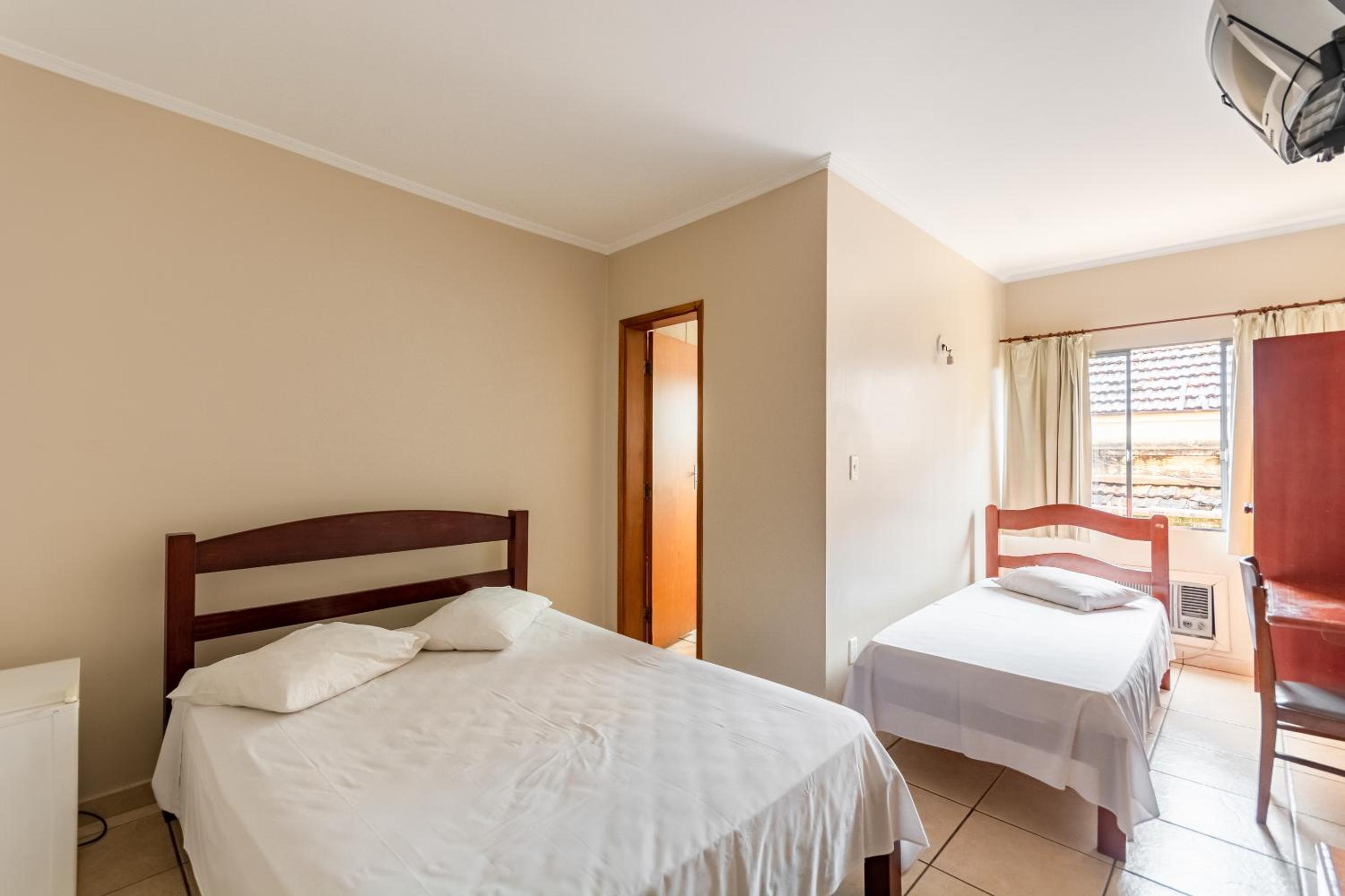 Triple Room (1 Double bed + 1 Single bed) photo 1