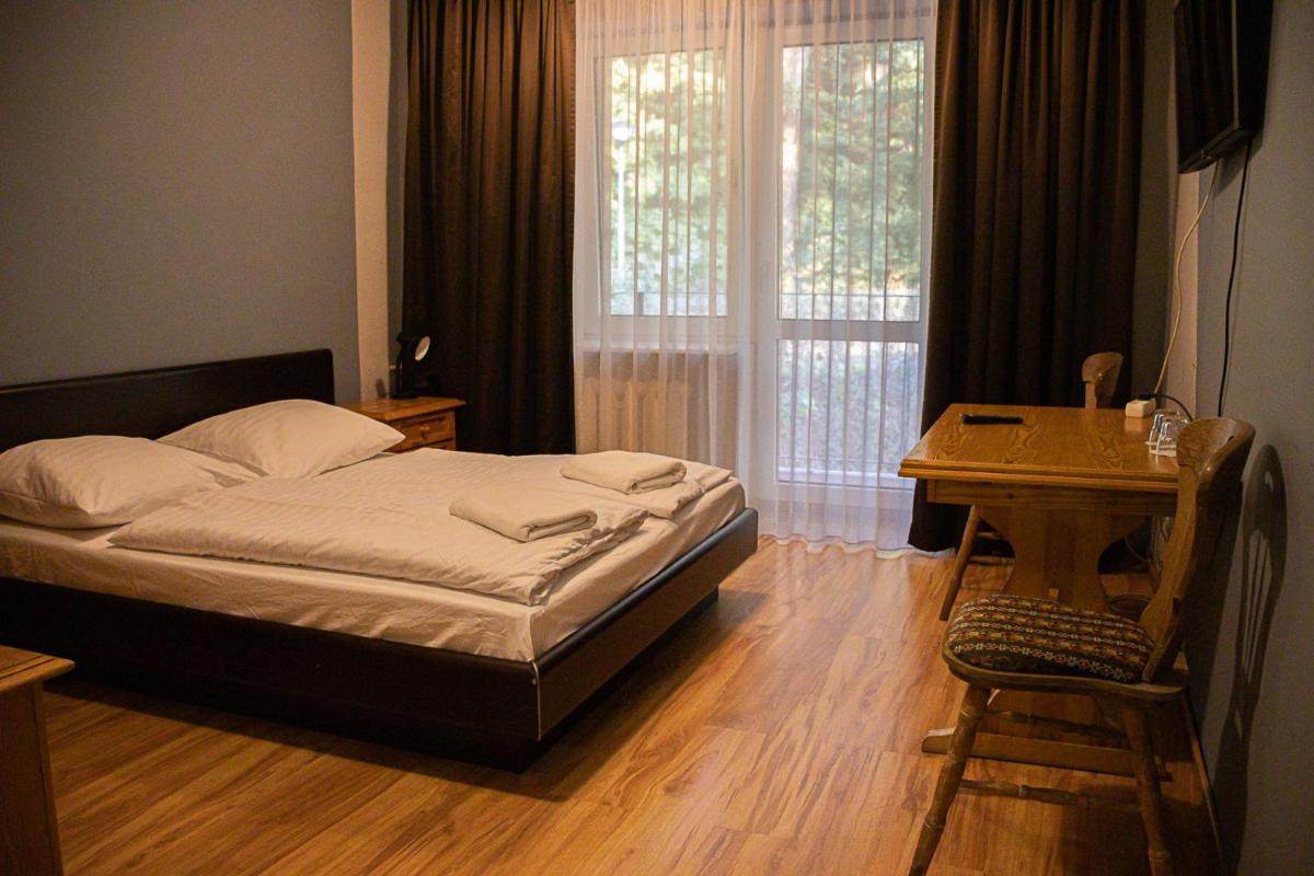 Twin Room - Photo 4
