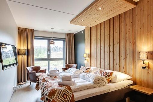 Double Room with Mountain View