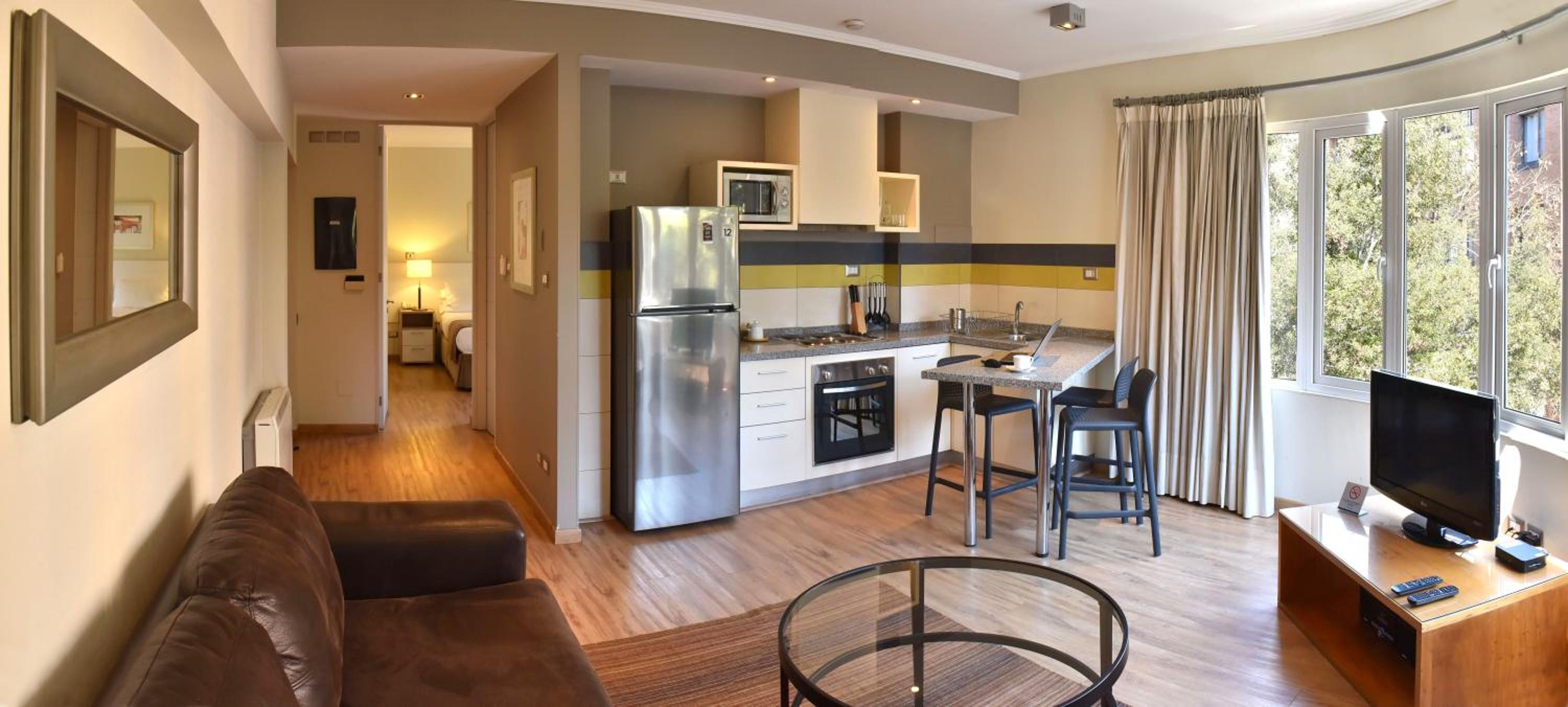 Superior One-Bedroom Apartment