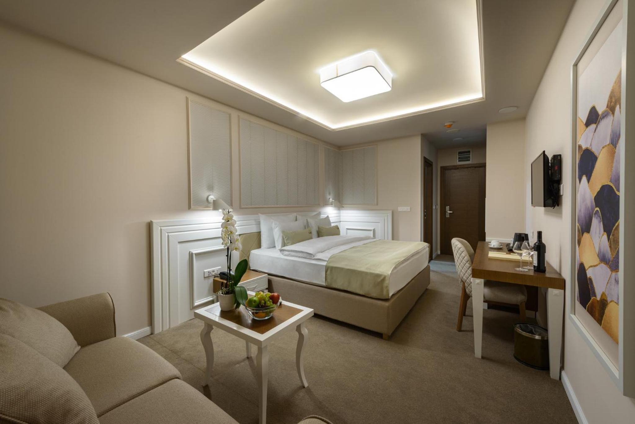 Superior Double Room - Photo 3