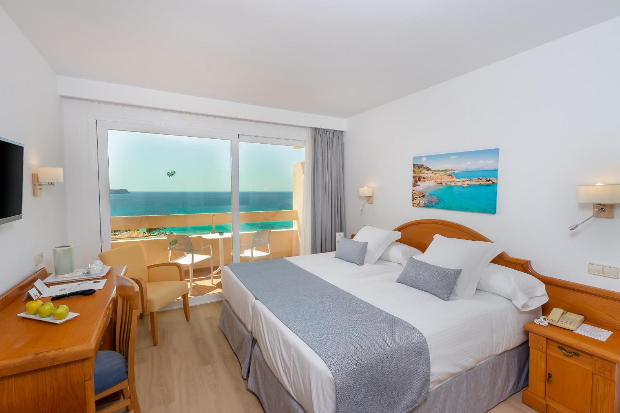 Habitación Doble Superior con Vista al Mar y Balcón