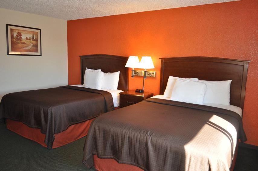 Deluxe Double Room - Mobility Access/Non-Smoking - Photo 1