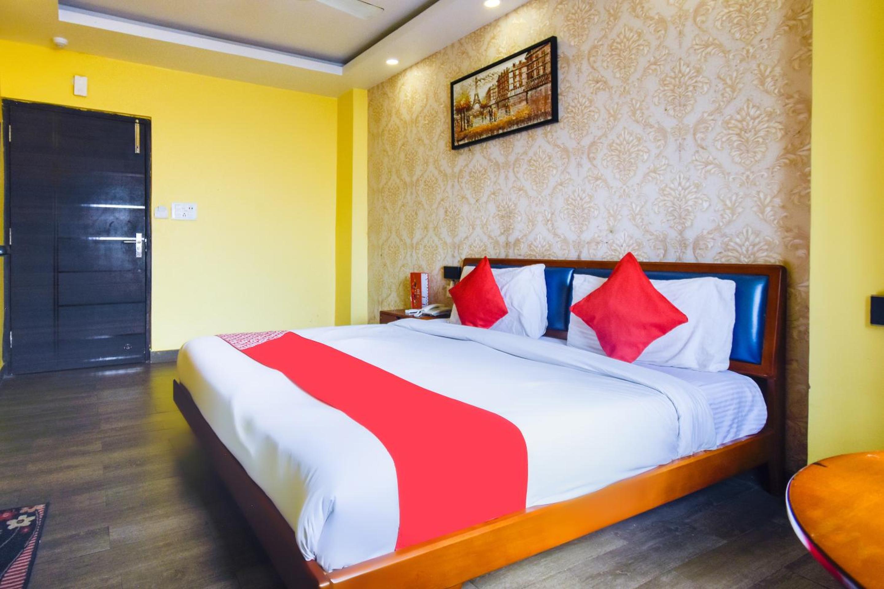 Deluxe Twin Room - Photo 10